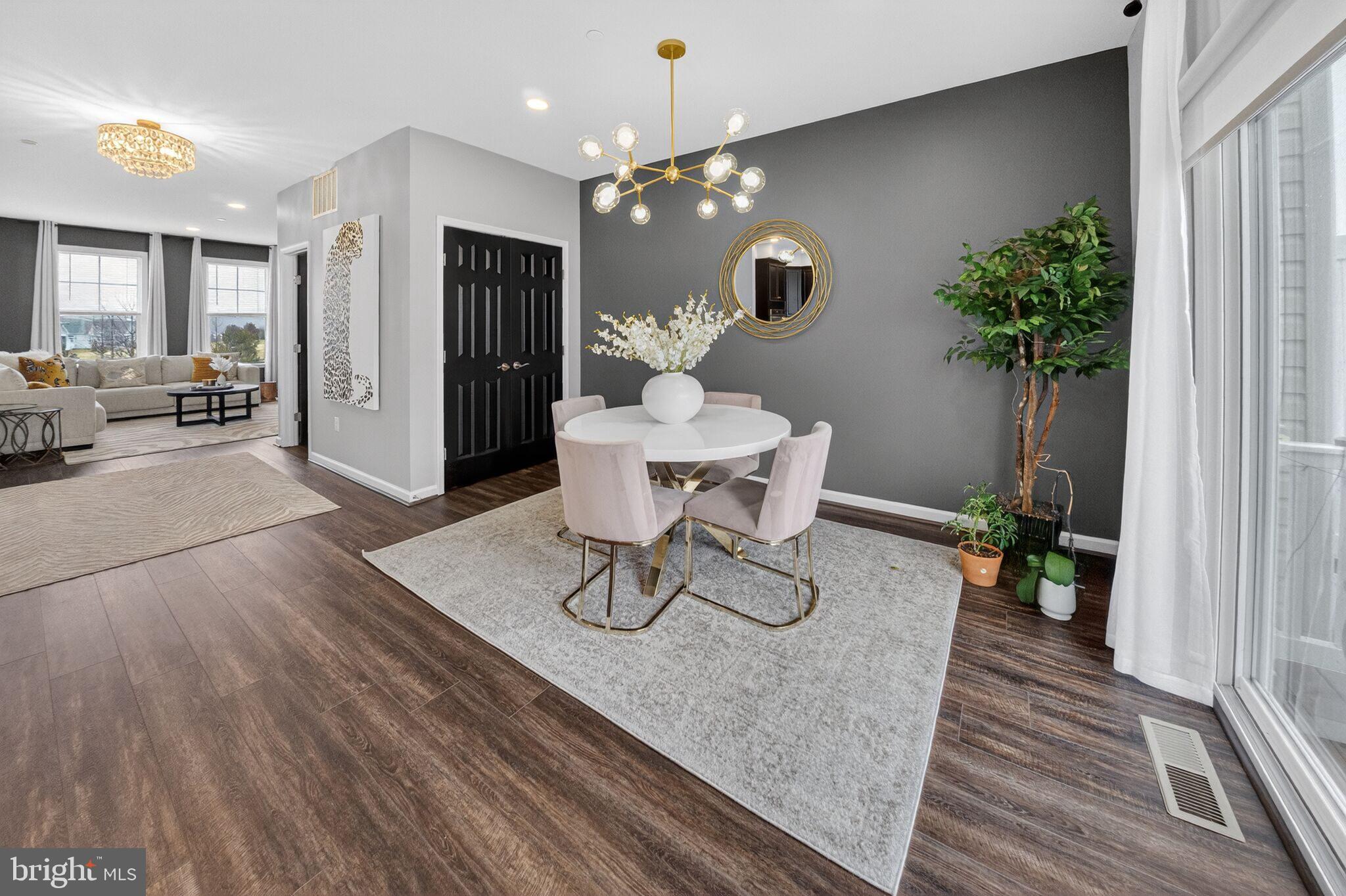 ELLENDALE - Residential