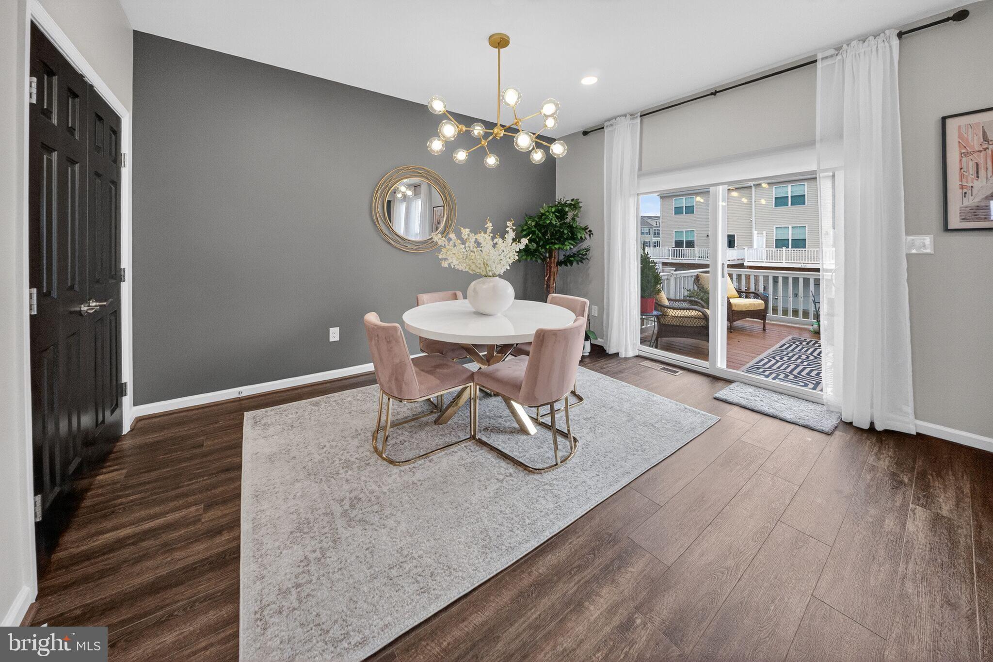 ELLENDALE - Residential