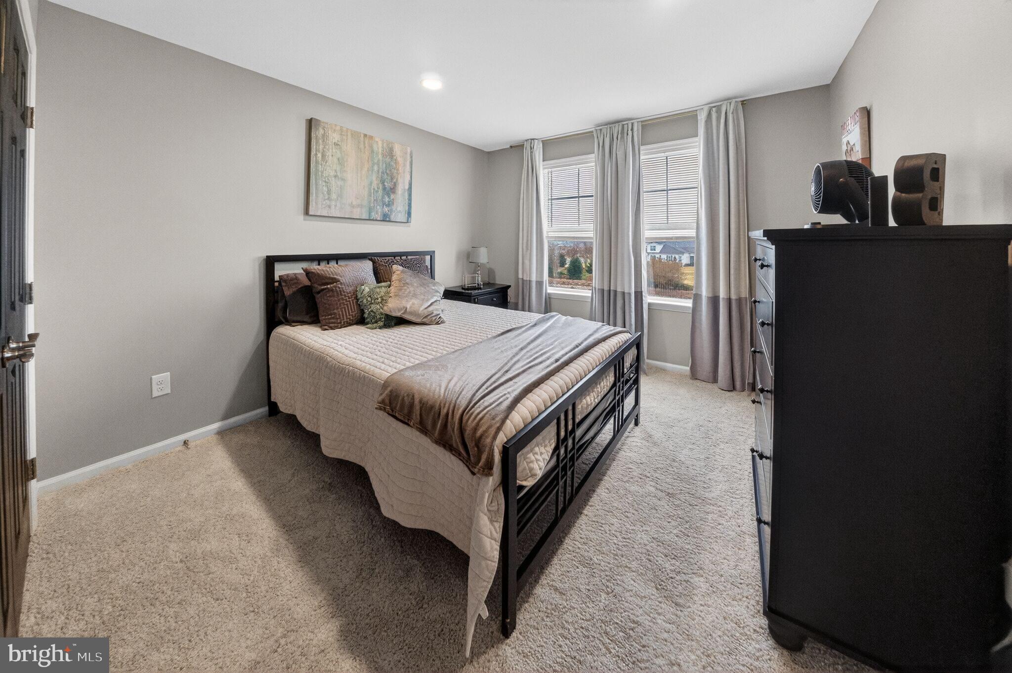 ELLENDALE - Residential