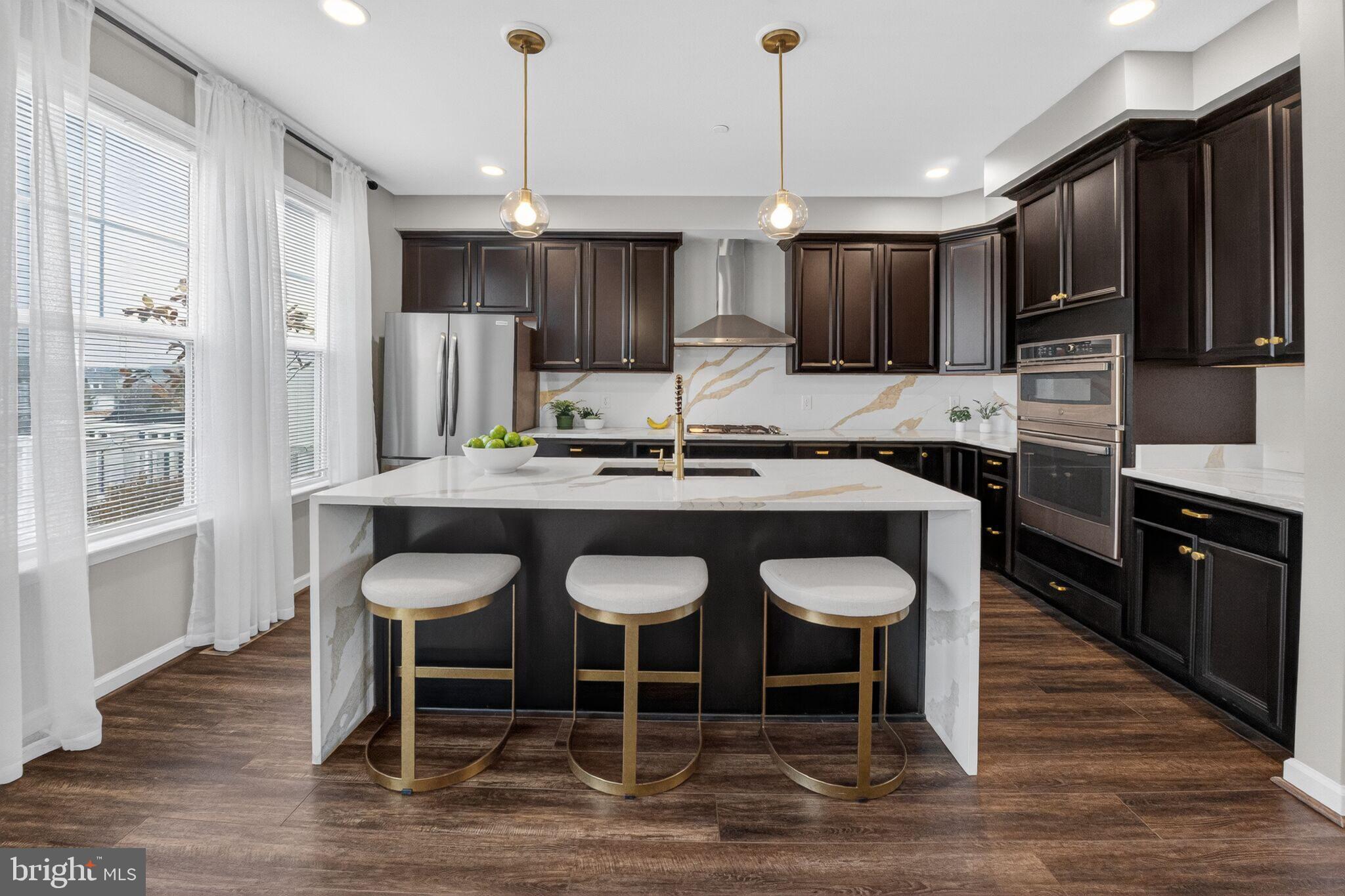 238 LIAM THOMAS LANE