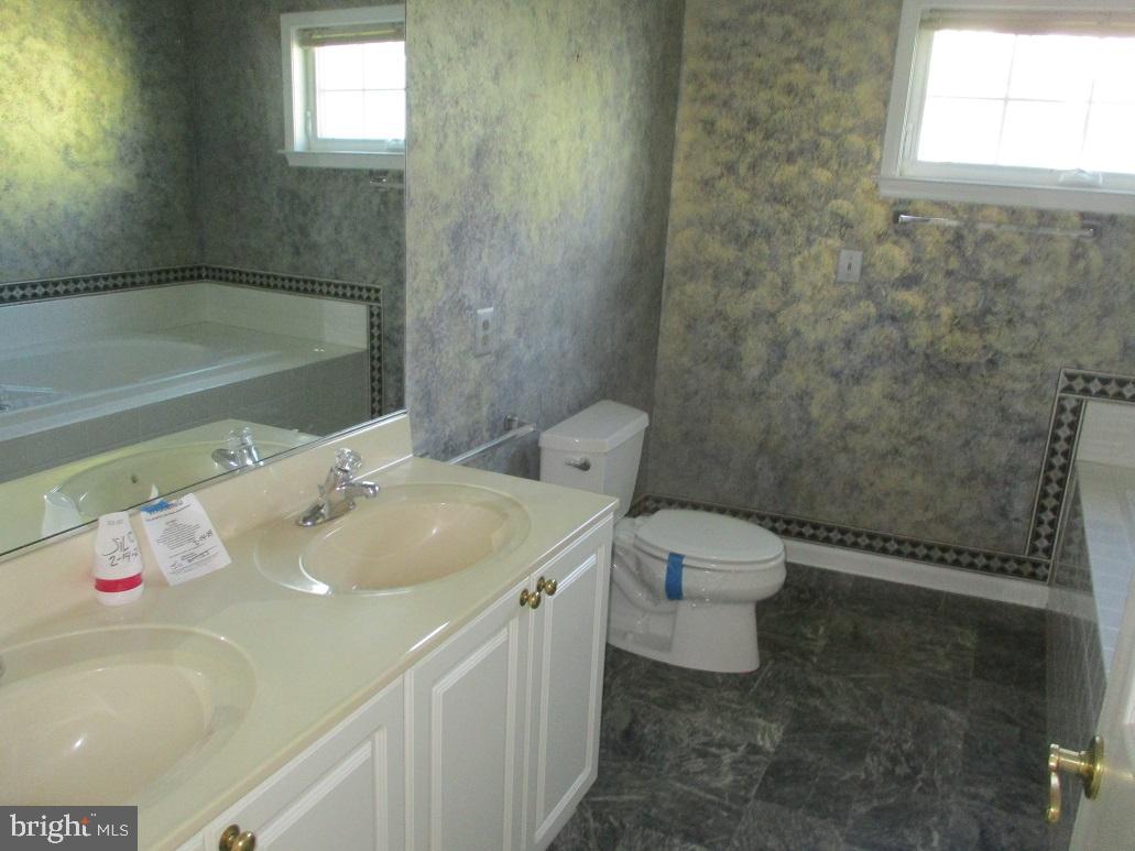 OWENS LANDING - Residential