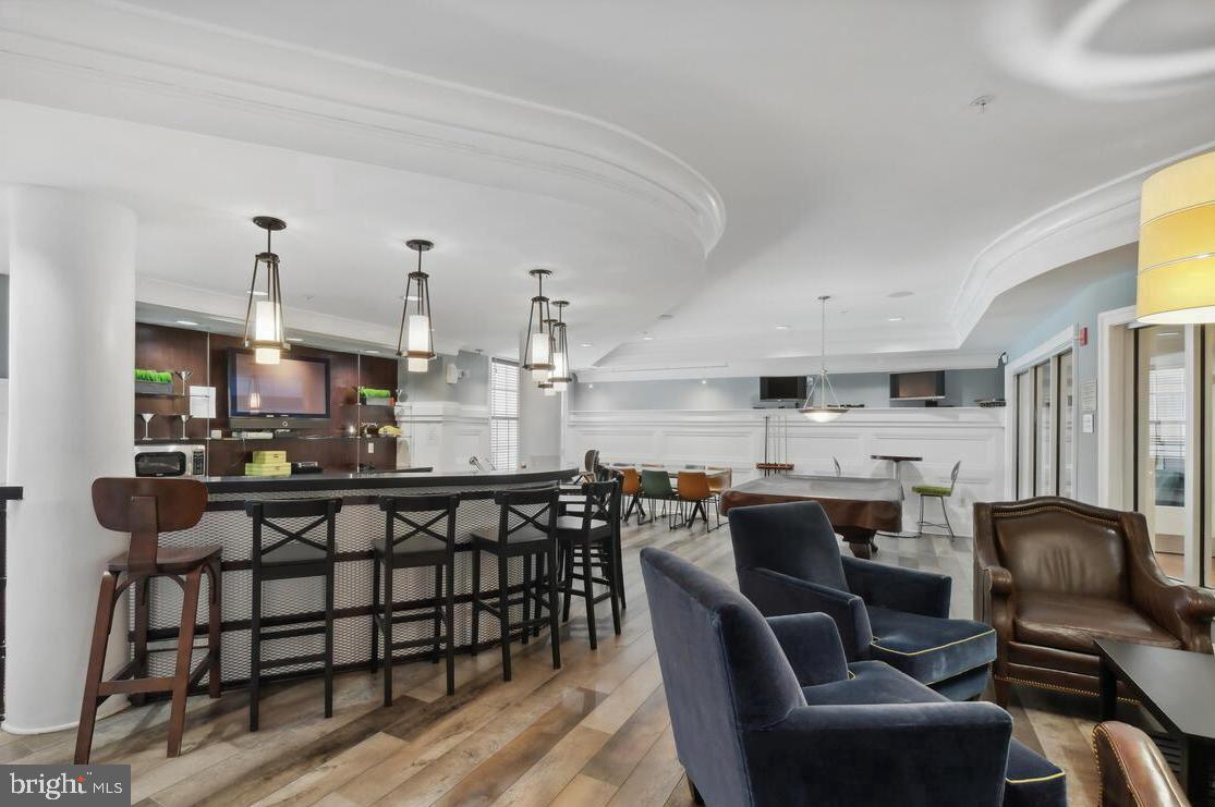 THE COLONNADE AT KENTLANDS - Residential