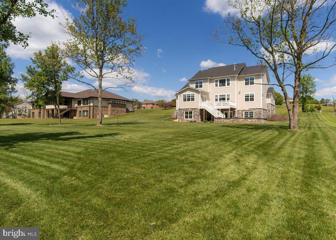 7172 MEADOWBROOKE DRIVE