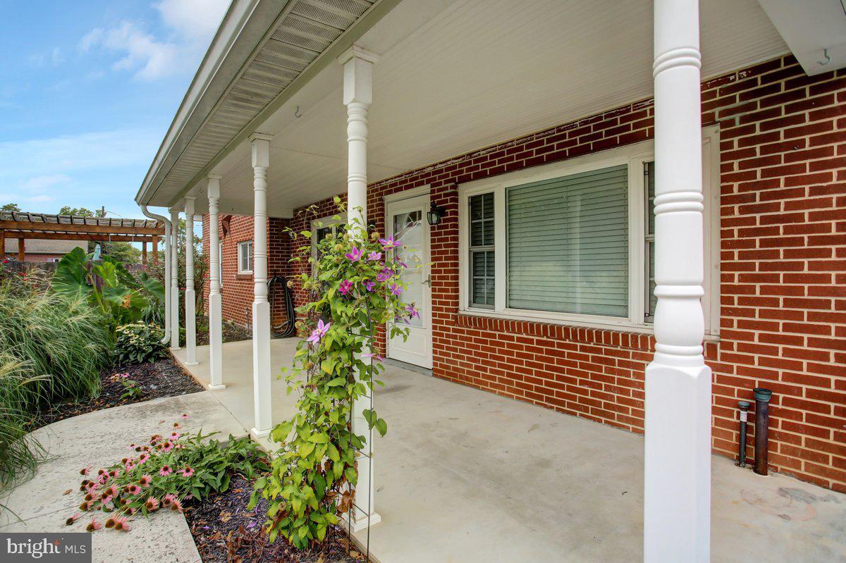 183 FALLING SPRING ROAD ROAD