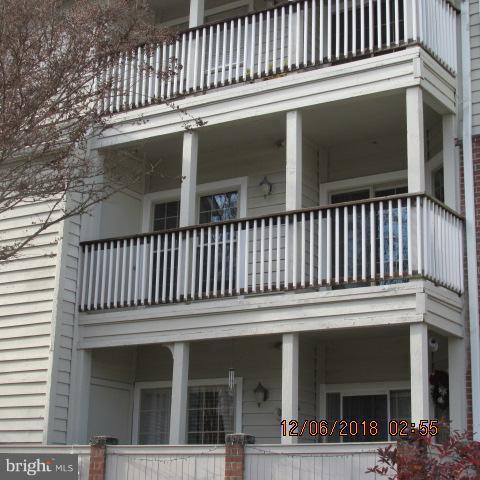 PENDERBROOK SQUARE CONDOMINIUMS - Residential Lease