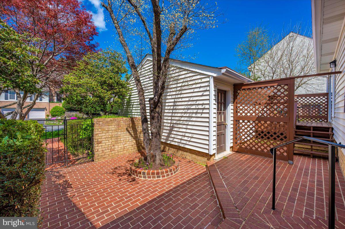 FAIRIDGE - Residential