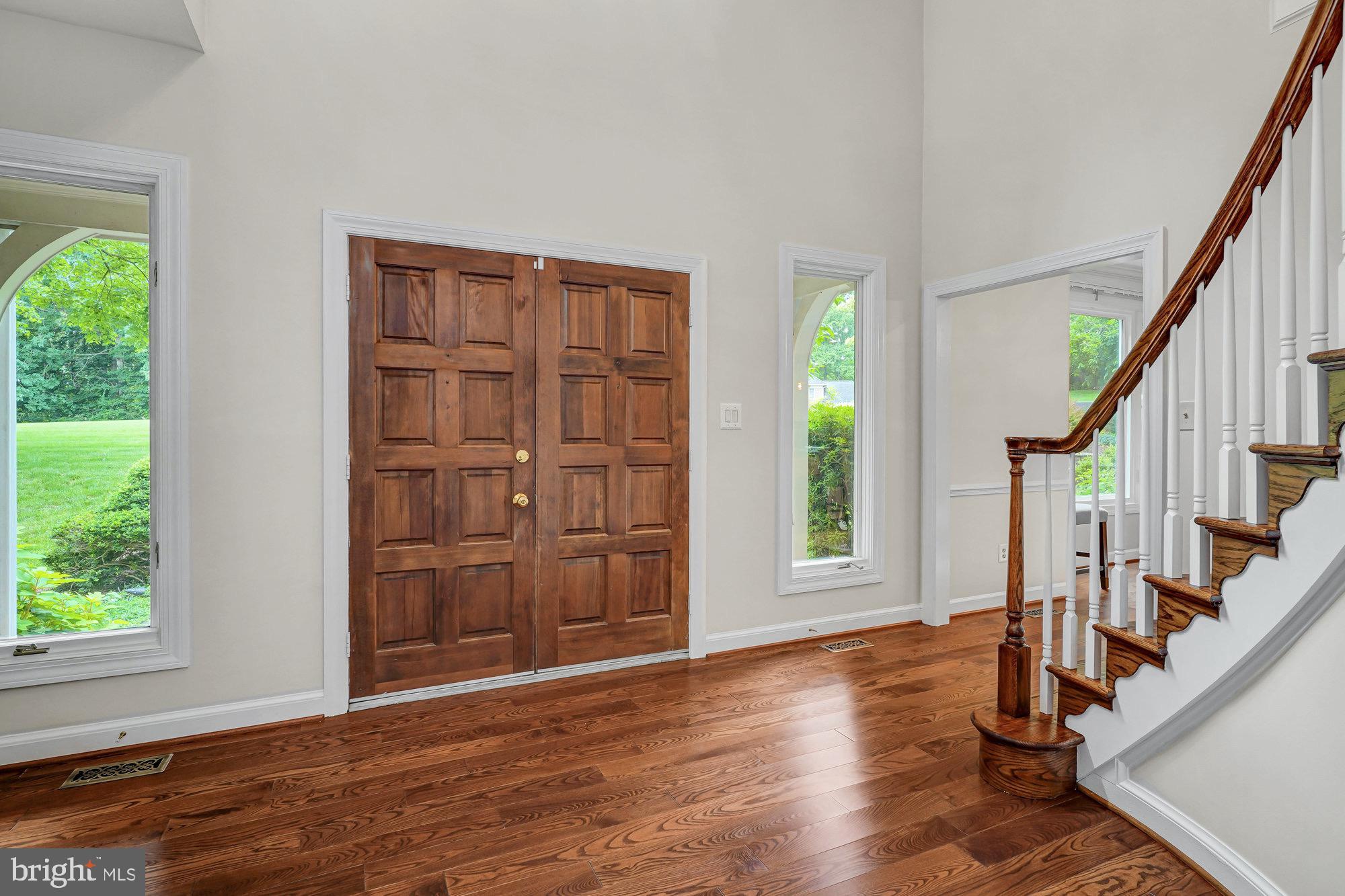 HUNTER'S CREST - Residential