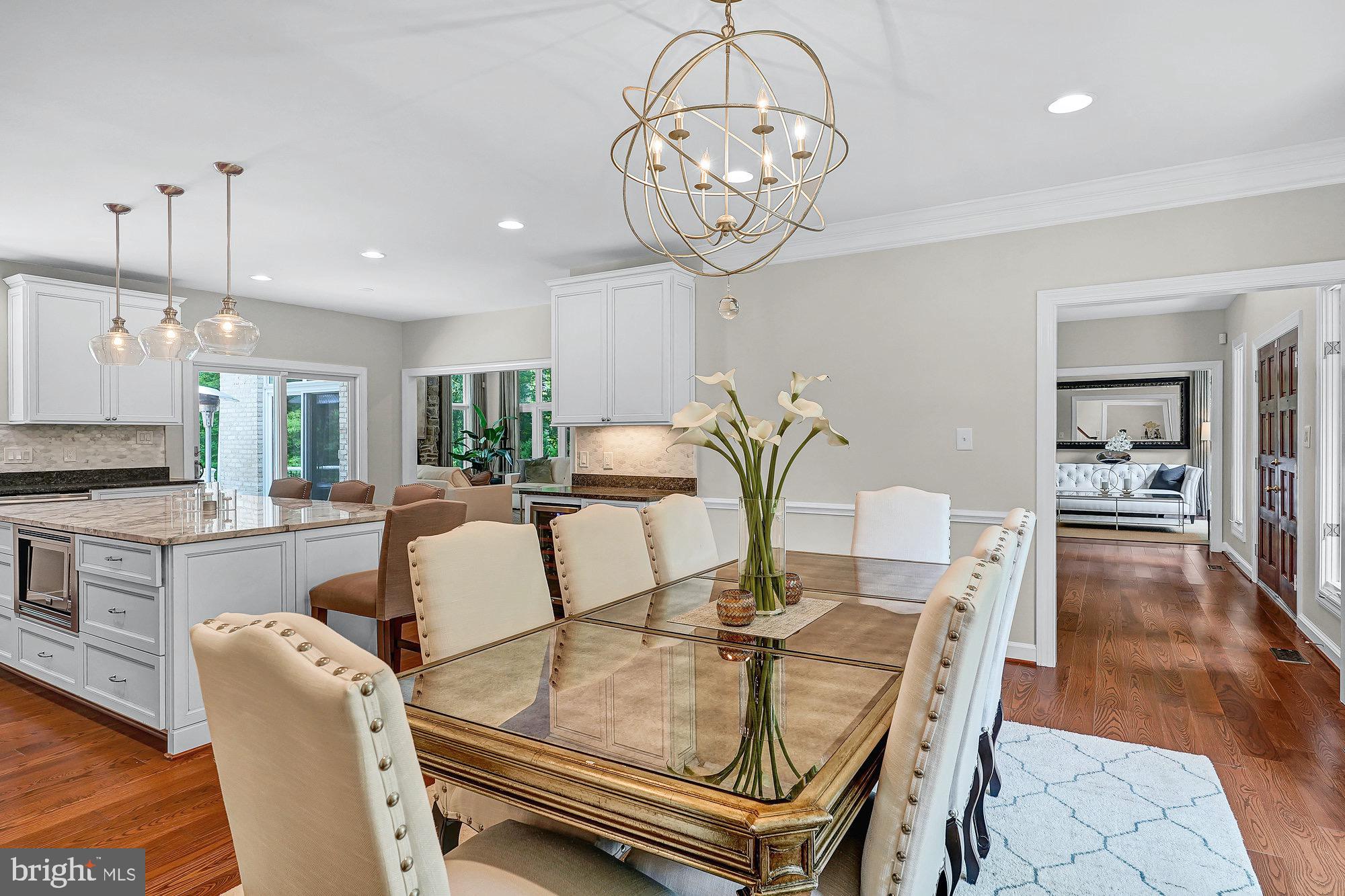 HUNTER'S CREST - Residential