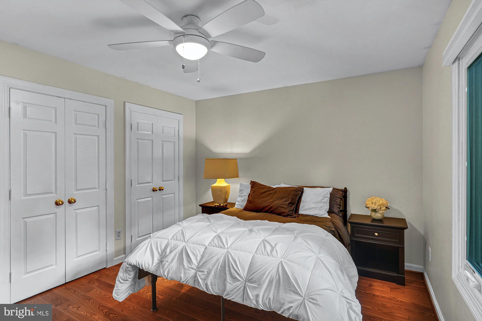 HUNTER'S CREST - Residential