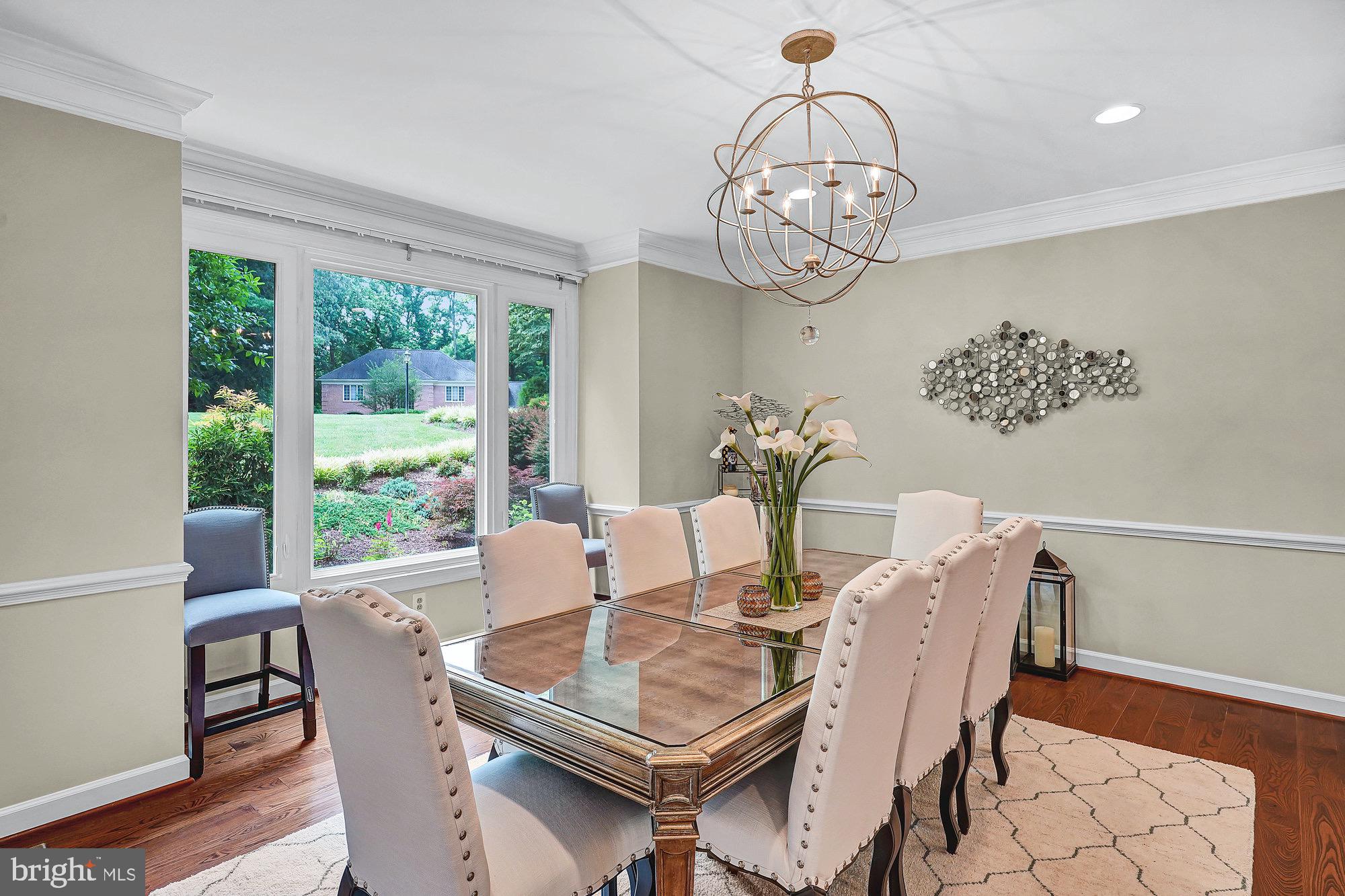 HUNTER'S CREST - Residential