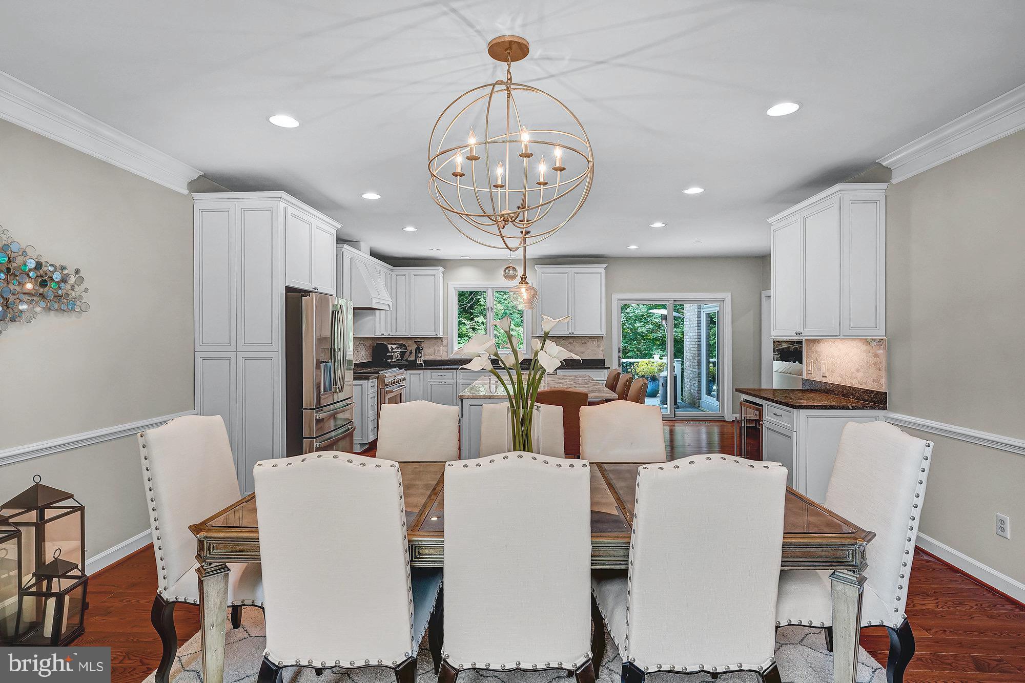 HUNTER'S CREST - Residential