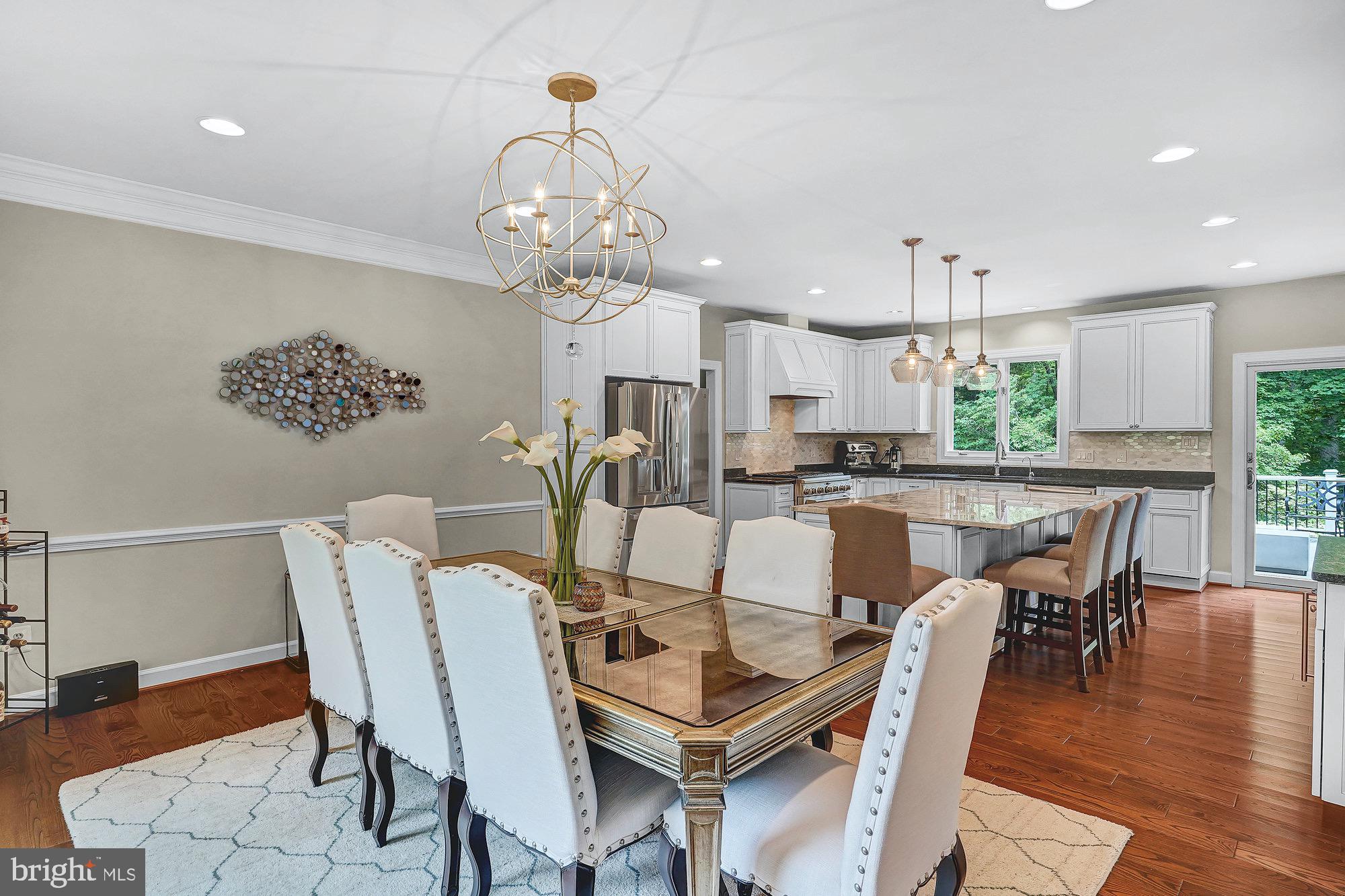 HUNTER'S CREST - Residential