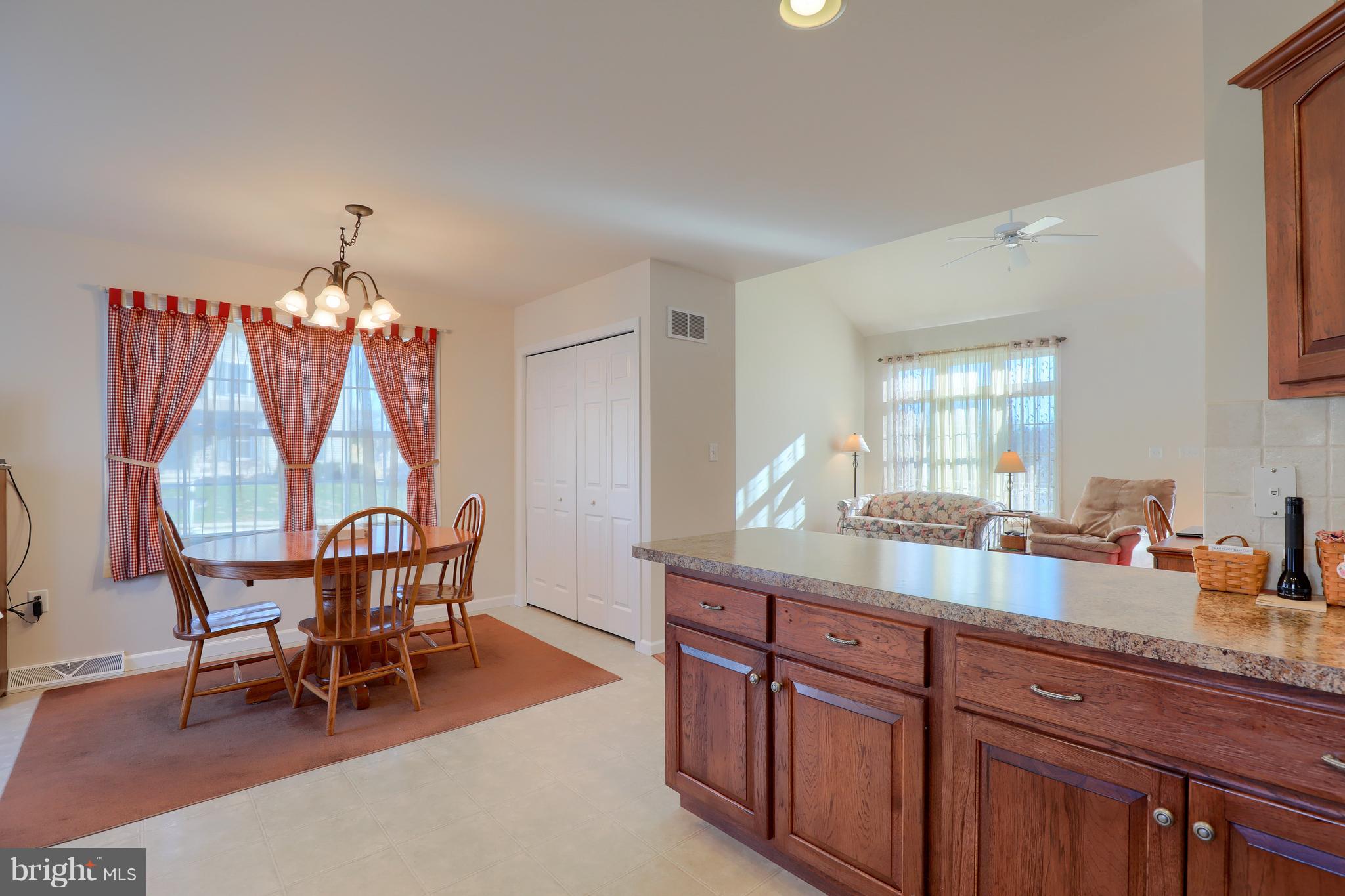 CEDAR HOLLOW - Residential