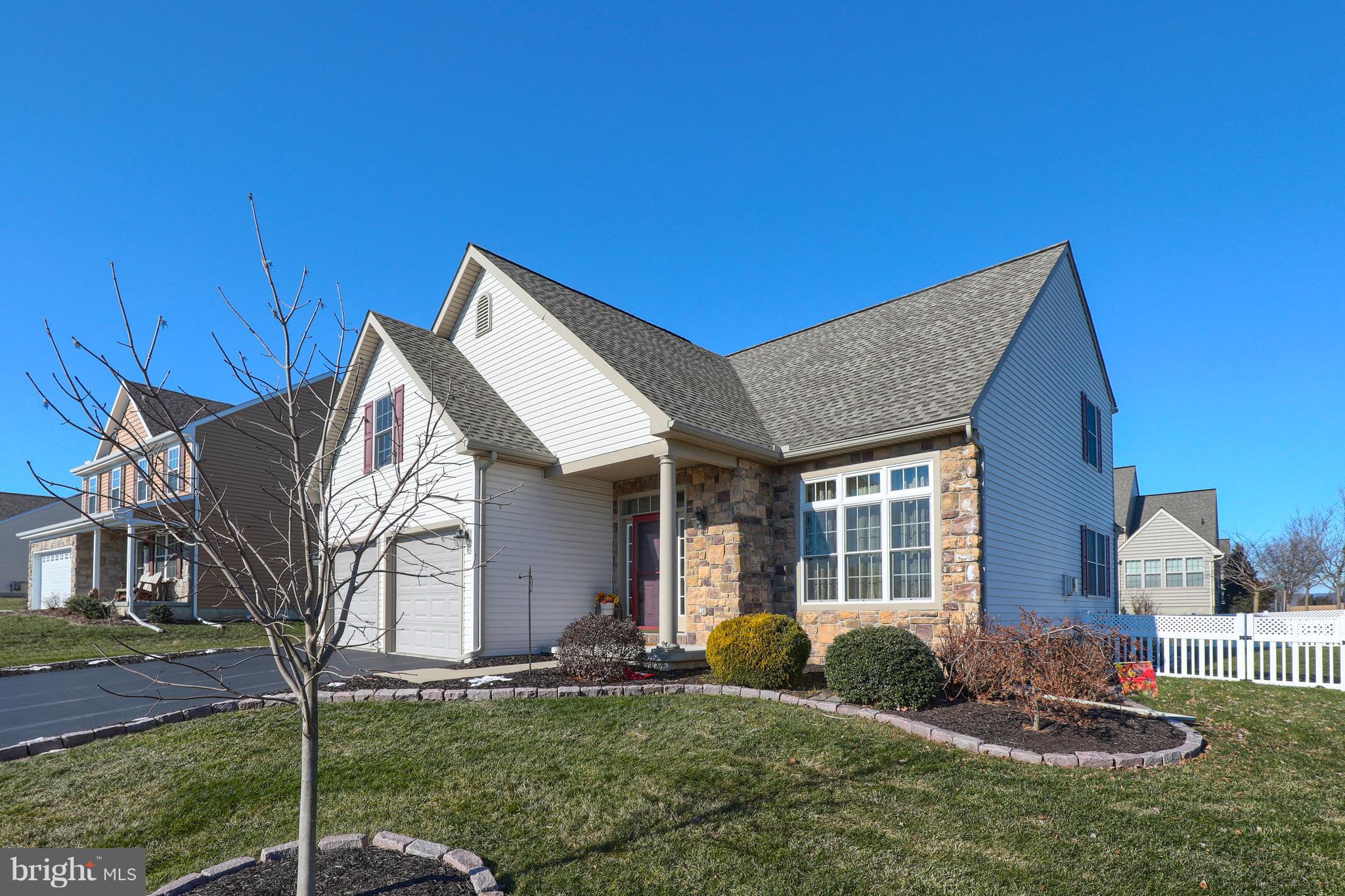 CEDAR HOLLOW - Residential