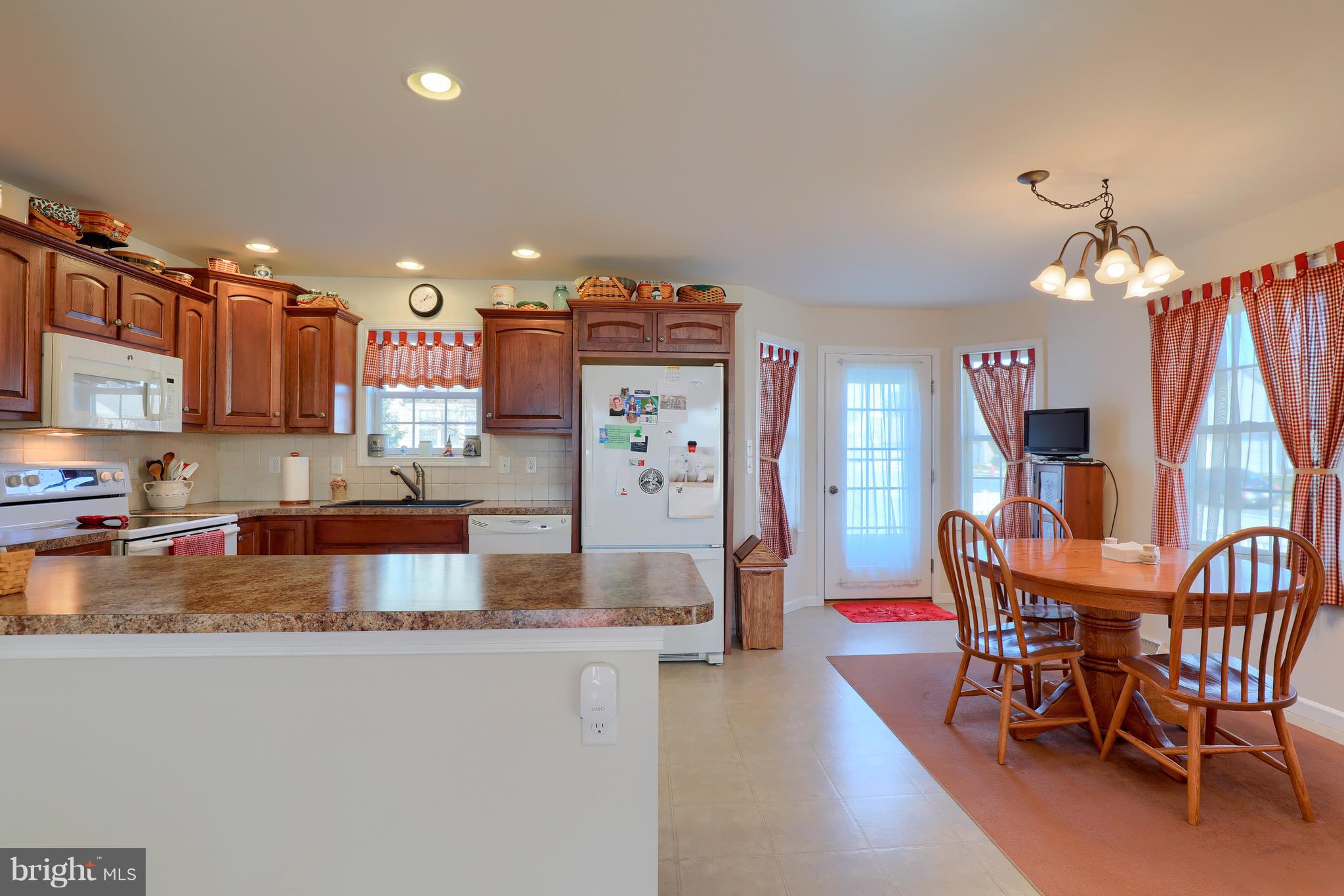 CEDAR HOLLOW - Residential
