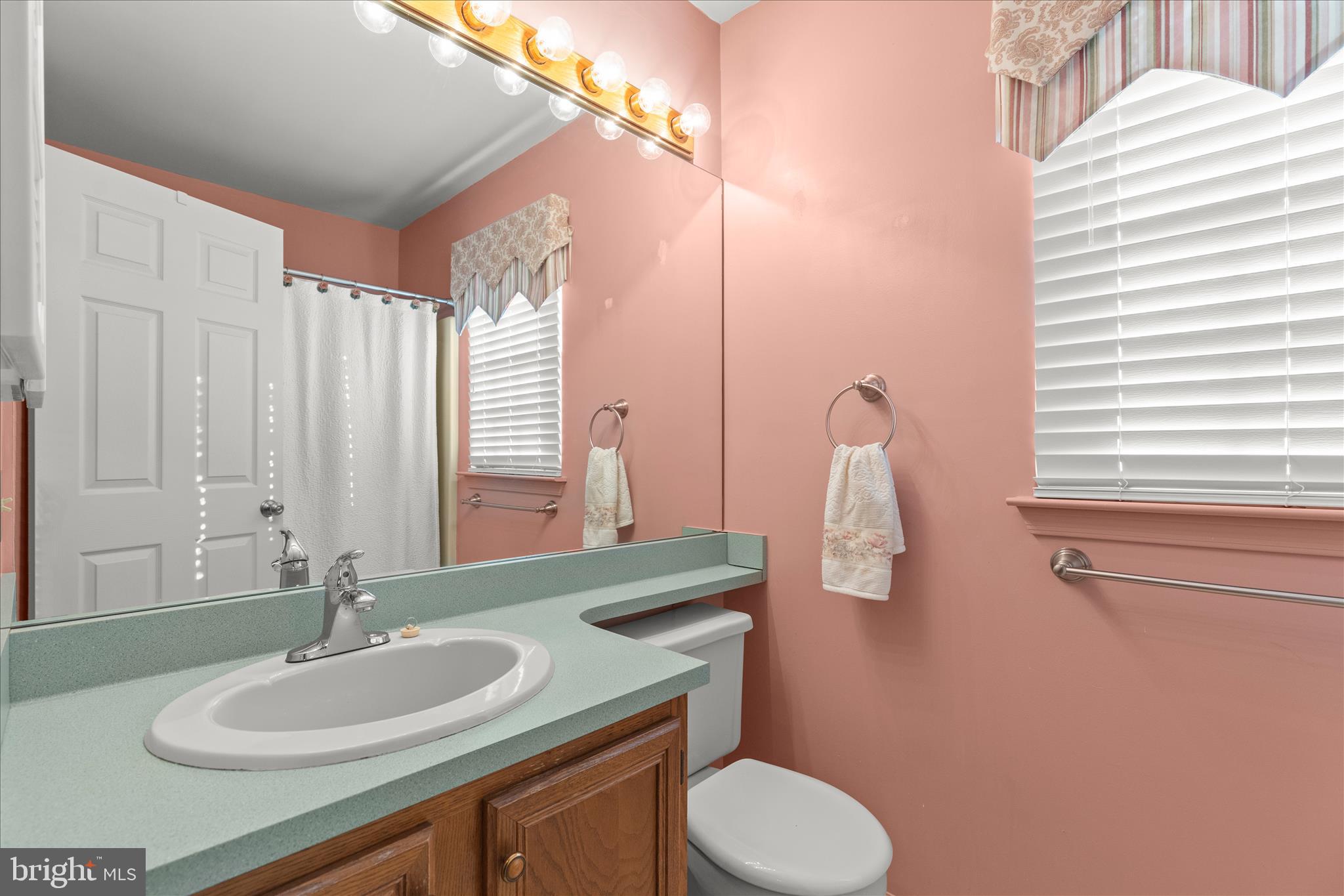 CROWN POINTE CONDOMINIUMS - Residential