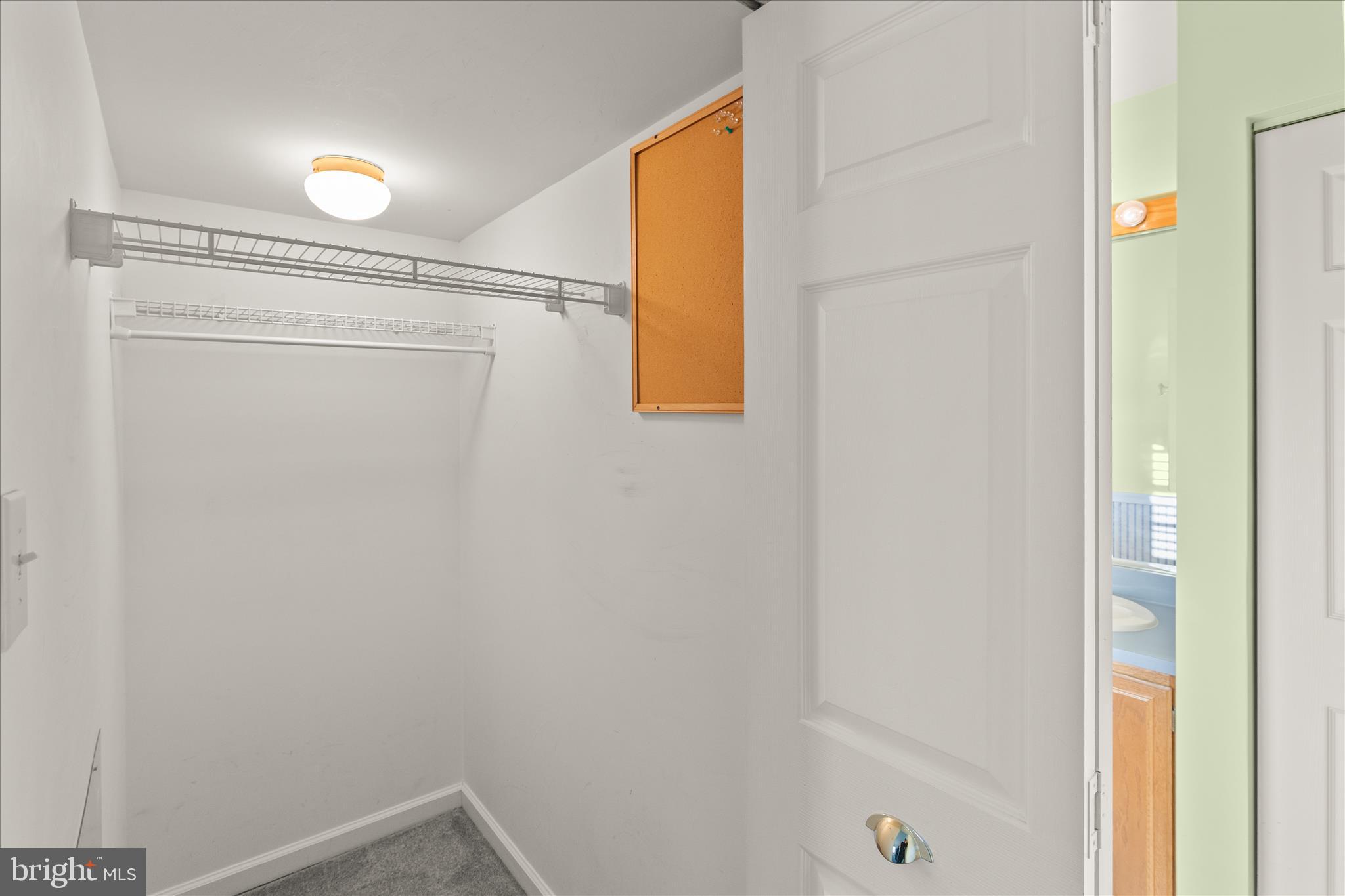 CROWN POINTE CONDOMINIUMS - Residential