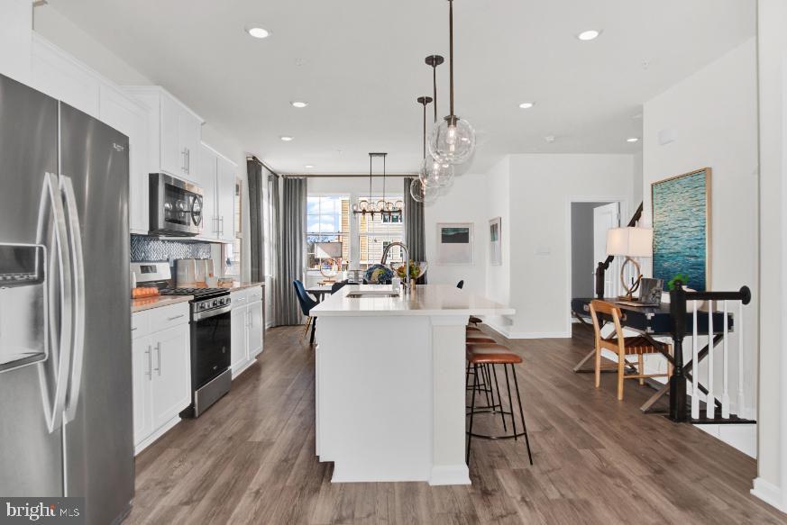 WOODYARD - Residential