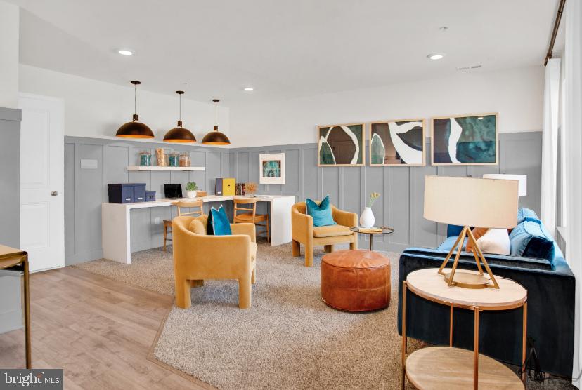 WOODYARD - Residential