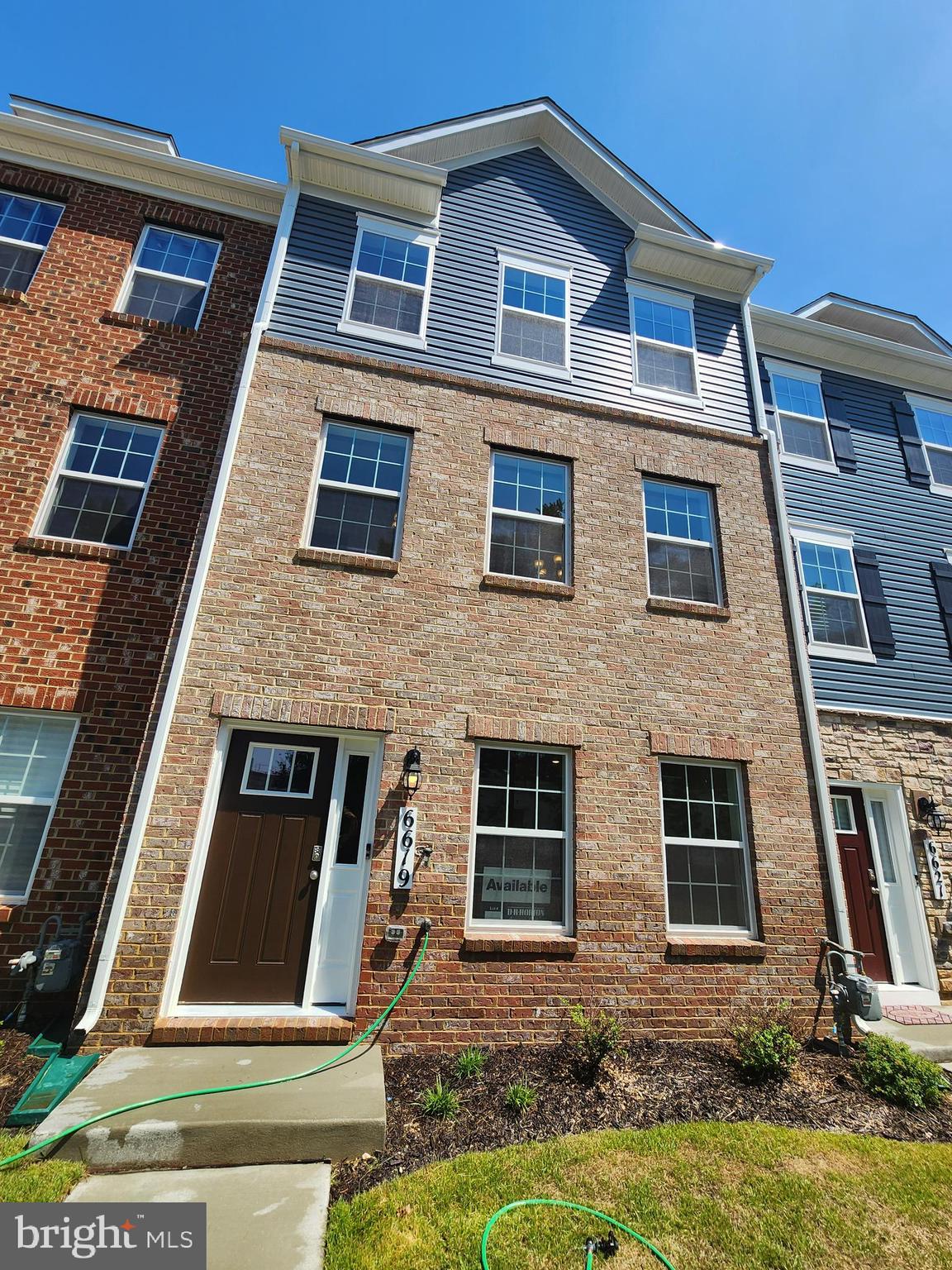 WOODYARD - Residential