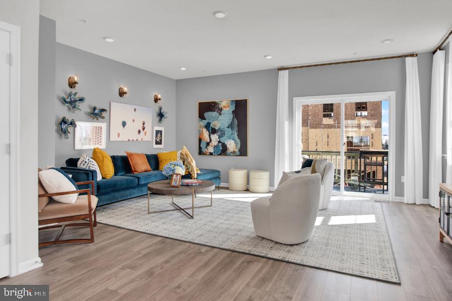 WOODYARD - Residential