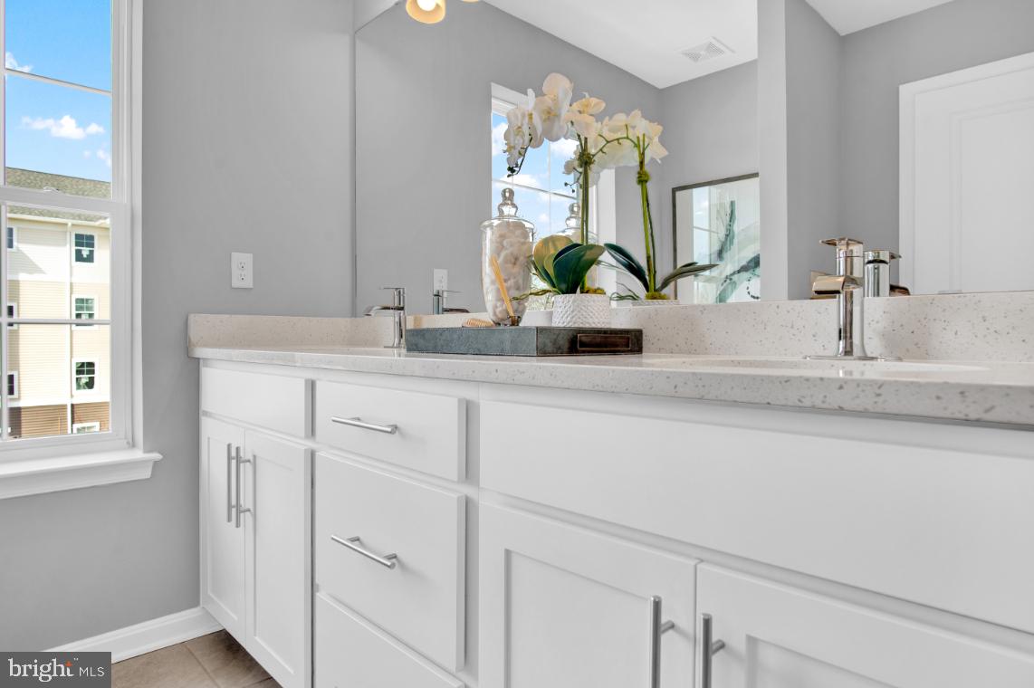 WOODYARD - Residential