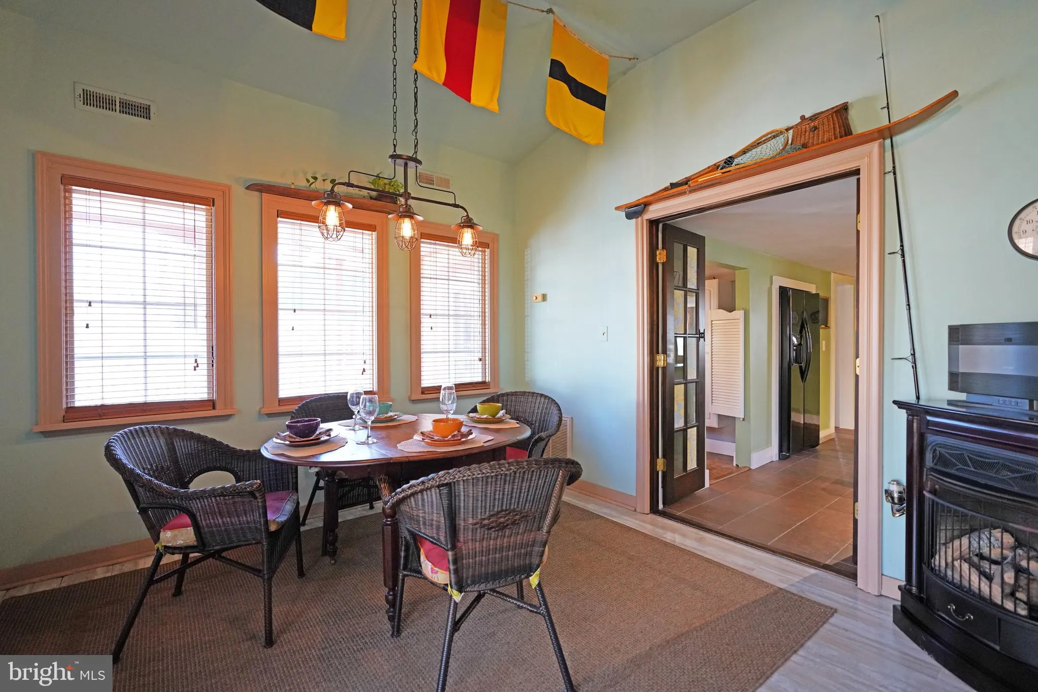 Milton, Delaware 19968, United States, 3 Bedrooms Bedrooms, ,2 BathroomsBathrooms,Residential,Contingent,81368