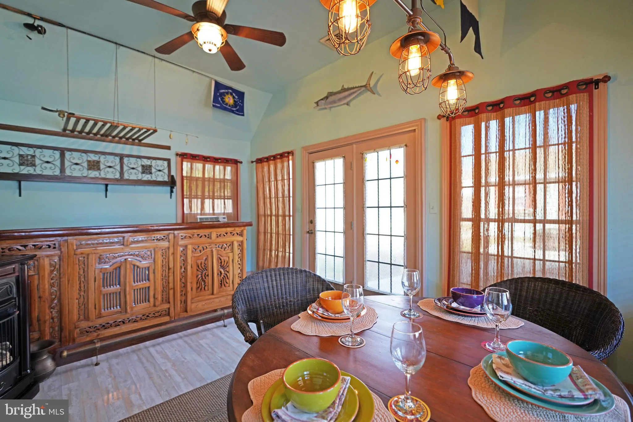 Milton, Delaware 19968, United States, 3 Bedrooms Bedrooms, ,2 BathroomsBathrooms,Residential,Contingent,81368