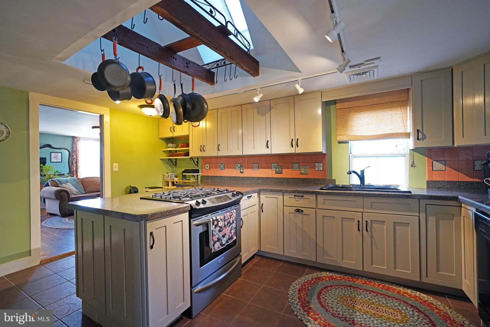 Milton, Delaware 19968, United States, 3 Bedrooms Bedrooms, ,2 BathroomsBathrooms,Residential,Contingent,81368