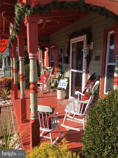 Milton, Delaware 19968, United States, 3 Bedrooms Bedrooms, ,2 BathroomsBathrooms,Residential,Contingent,81368