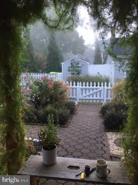 Milton, Delaware 19968, United States, 3 Bedrooms Bedrooms, ,2 BathroomsBathrooms,Residential,Contingent,81368