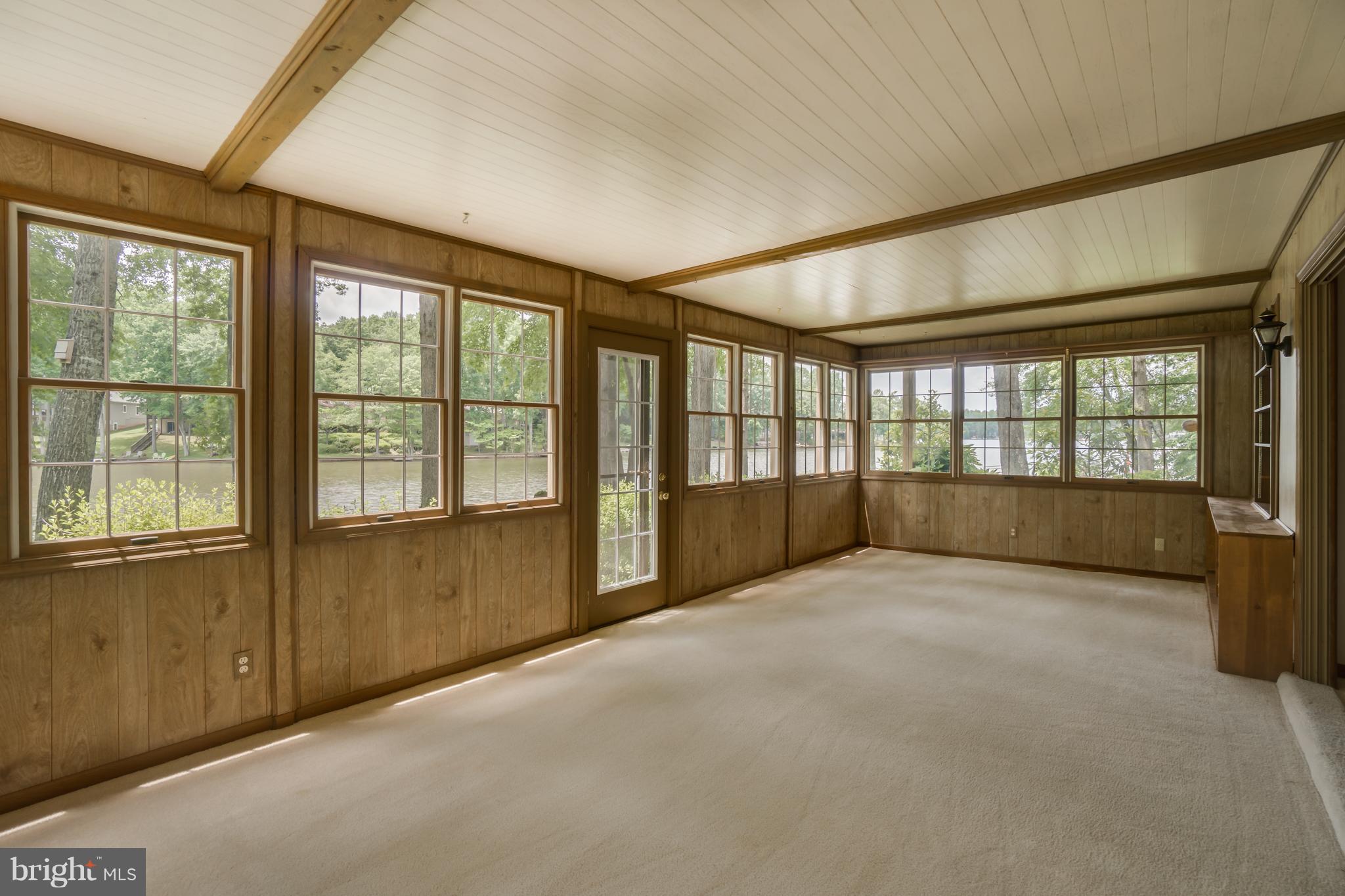 LAKE OF THE WOODS - Residential