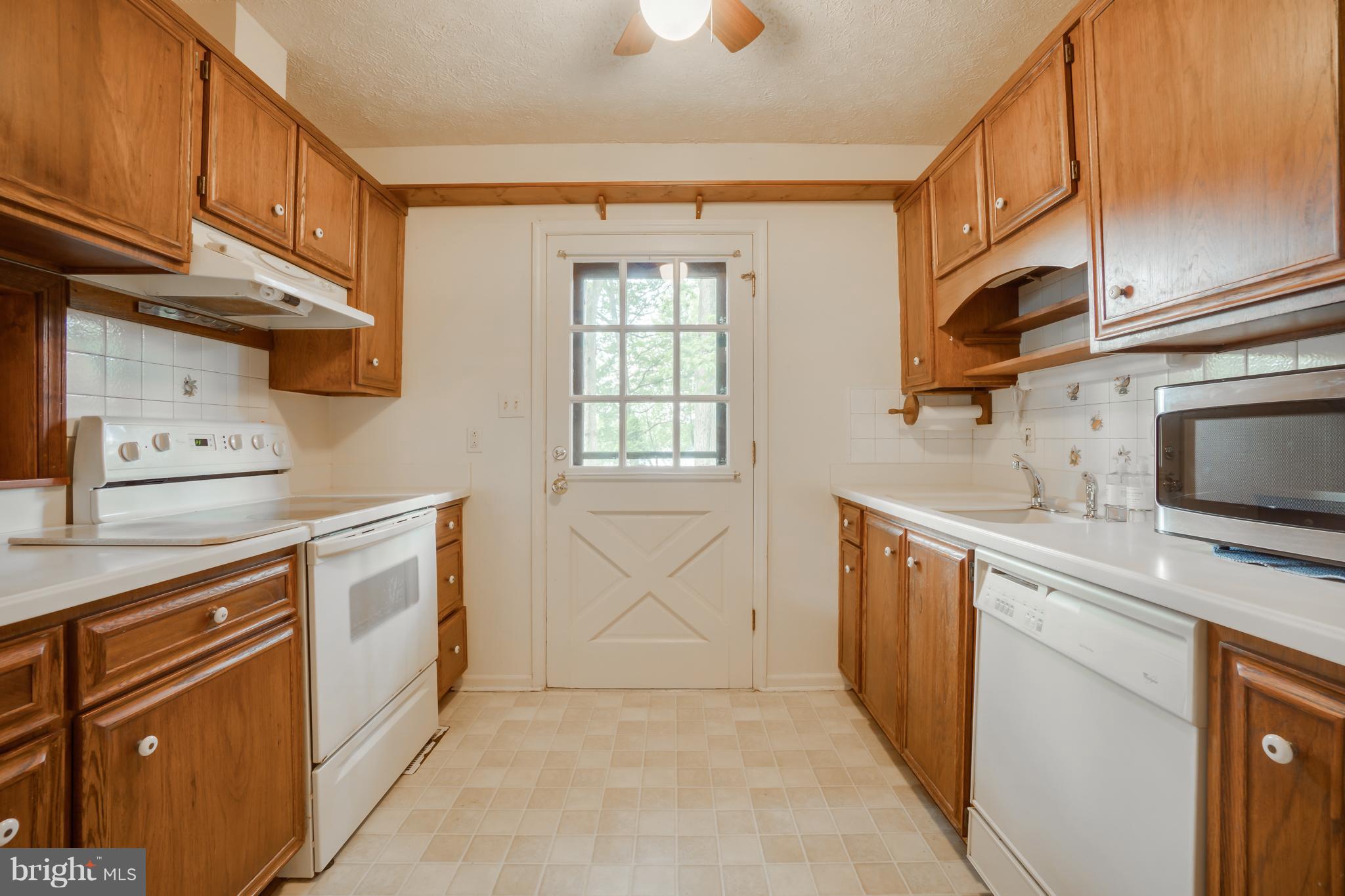 LAKE OF THE WOODS - Residential