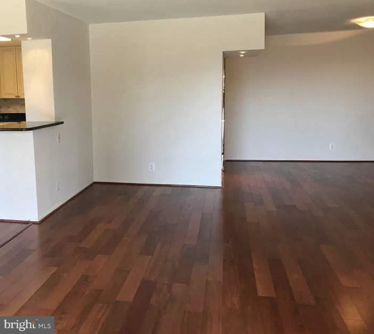 ROTONDA - Residential Lease