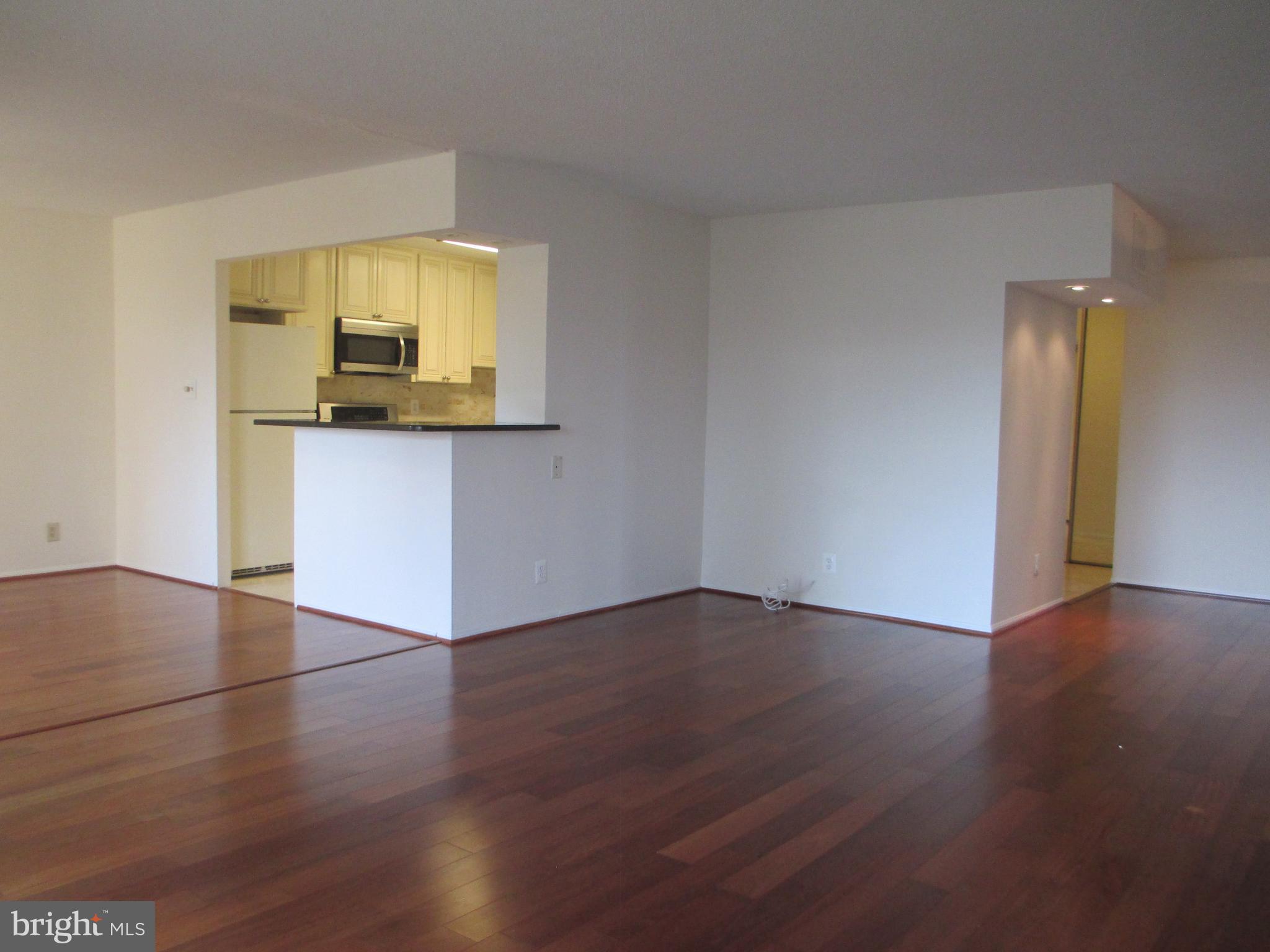 ROTONDA - Residential Lease