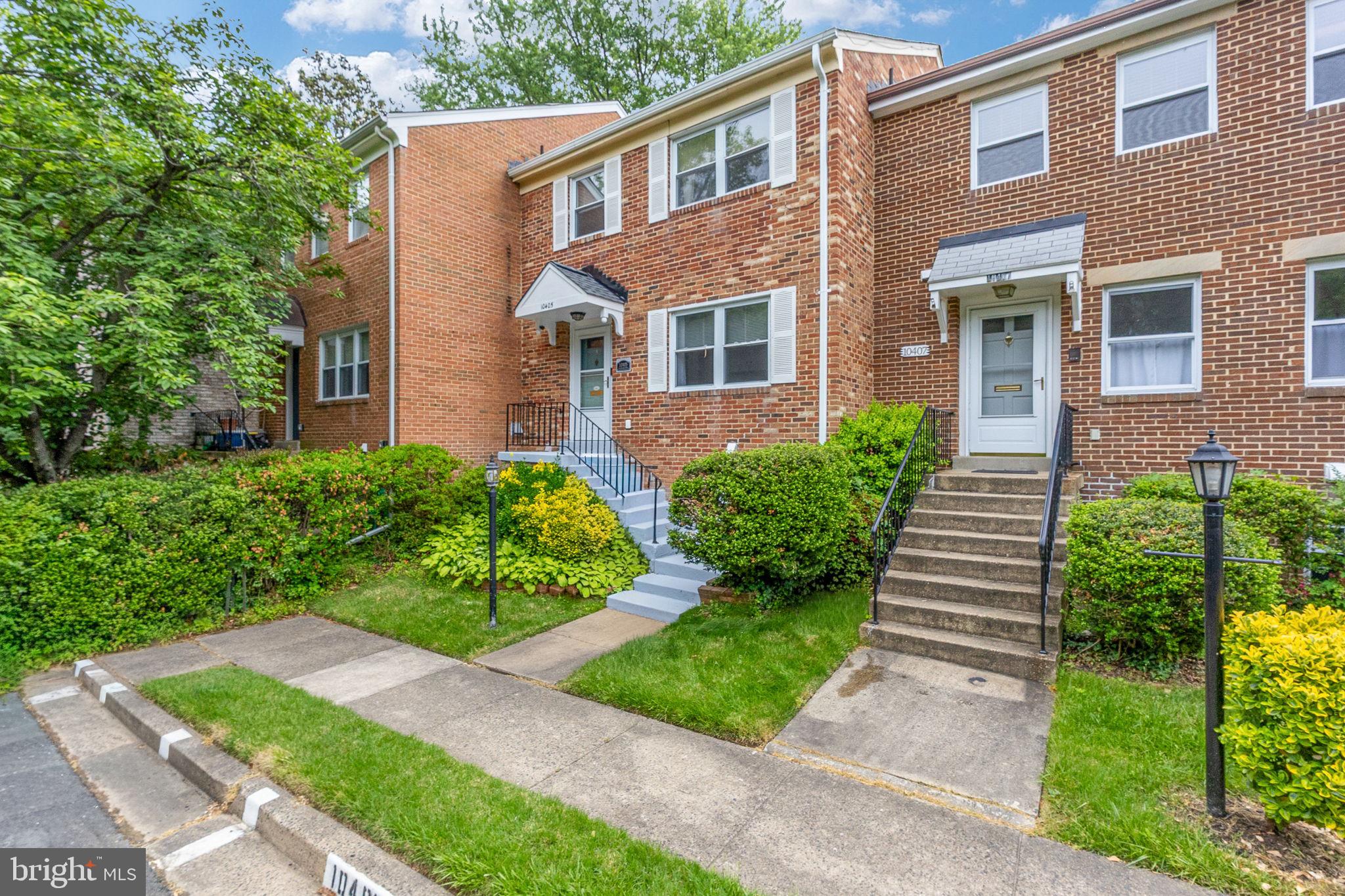 COURTHOUSE SQUARE - Residential