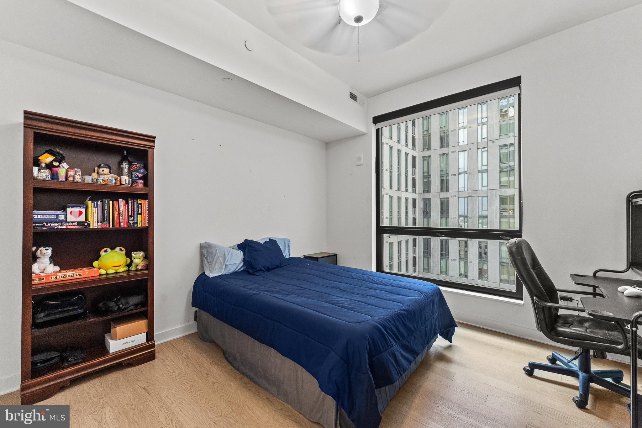 THE VERSE CONDO - Residential