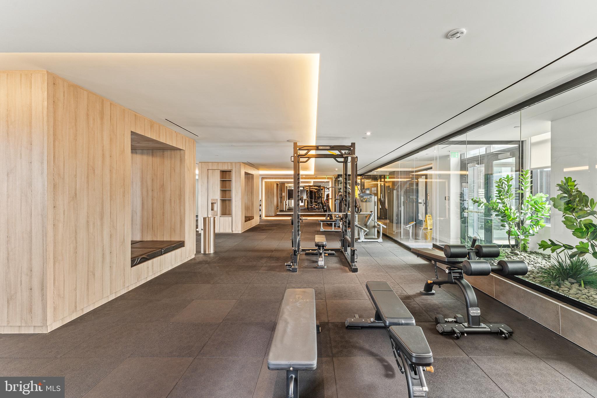 THE VERSE CONDO - Residential