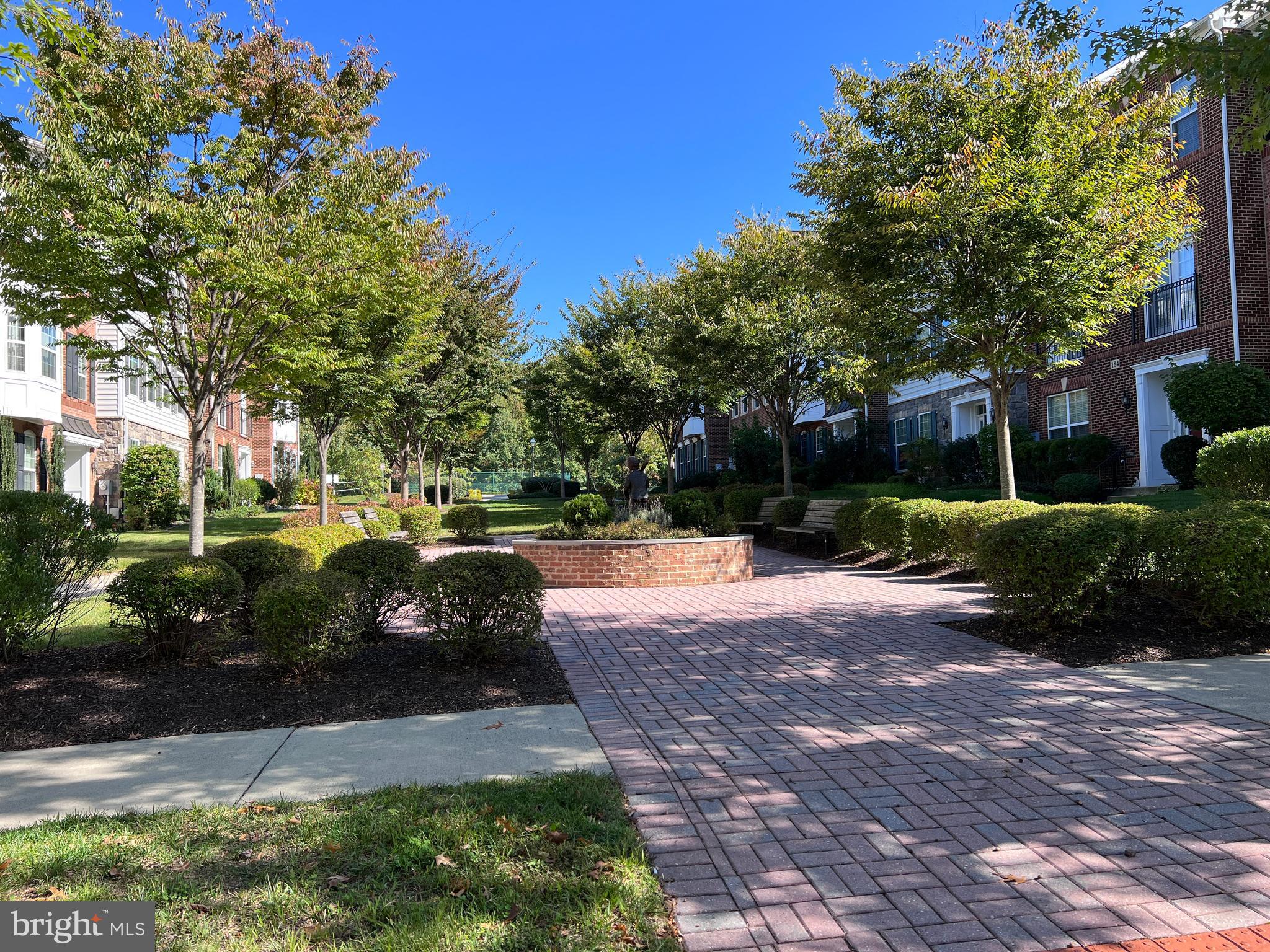 QUINCE ORCHARD PARK - Residential Lease