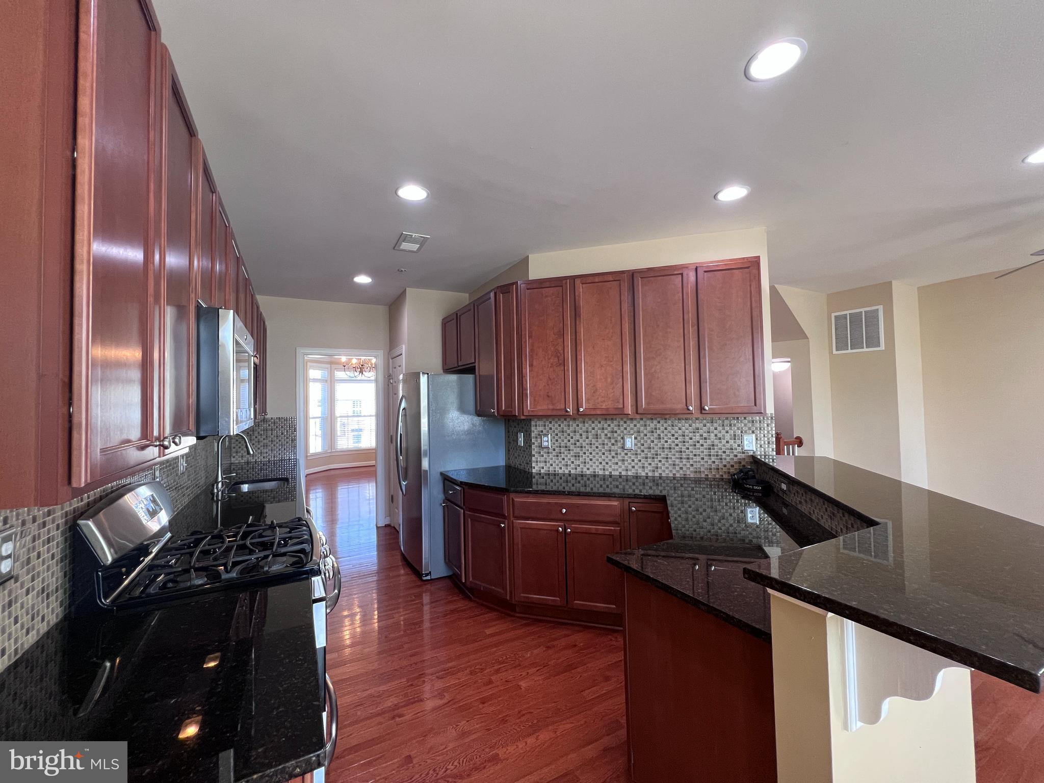 QUINCE ORCHARD PARK - Residential Lease