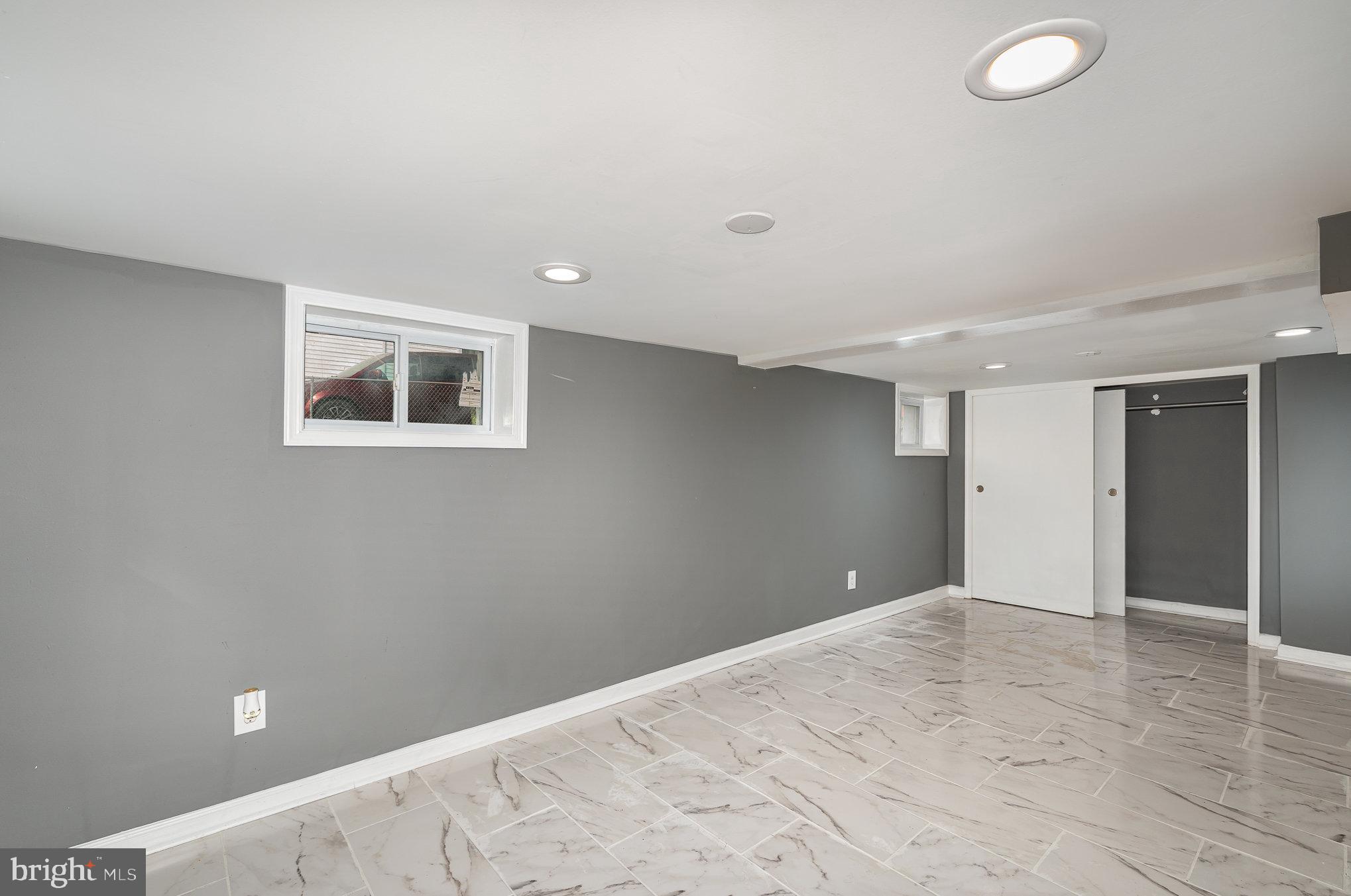 ROSEDALE FARMS - Residential