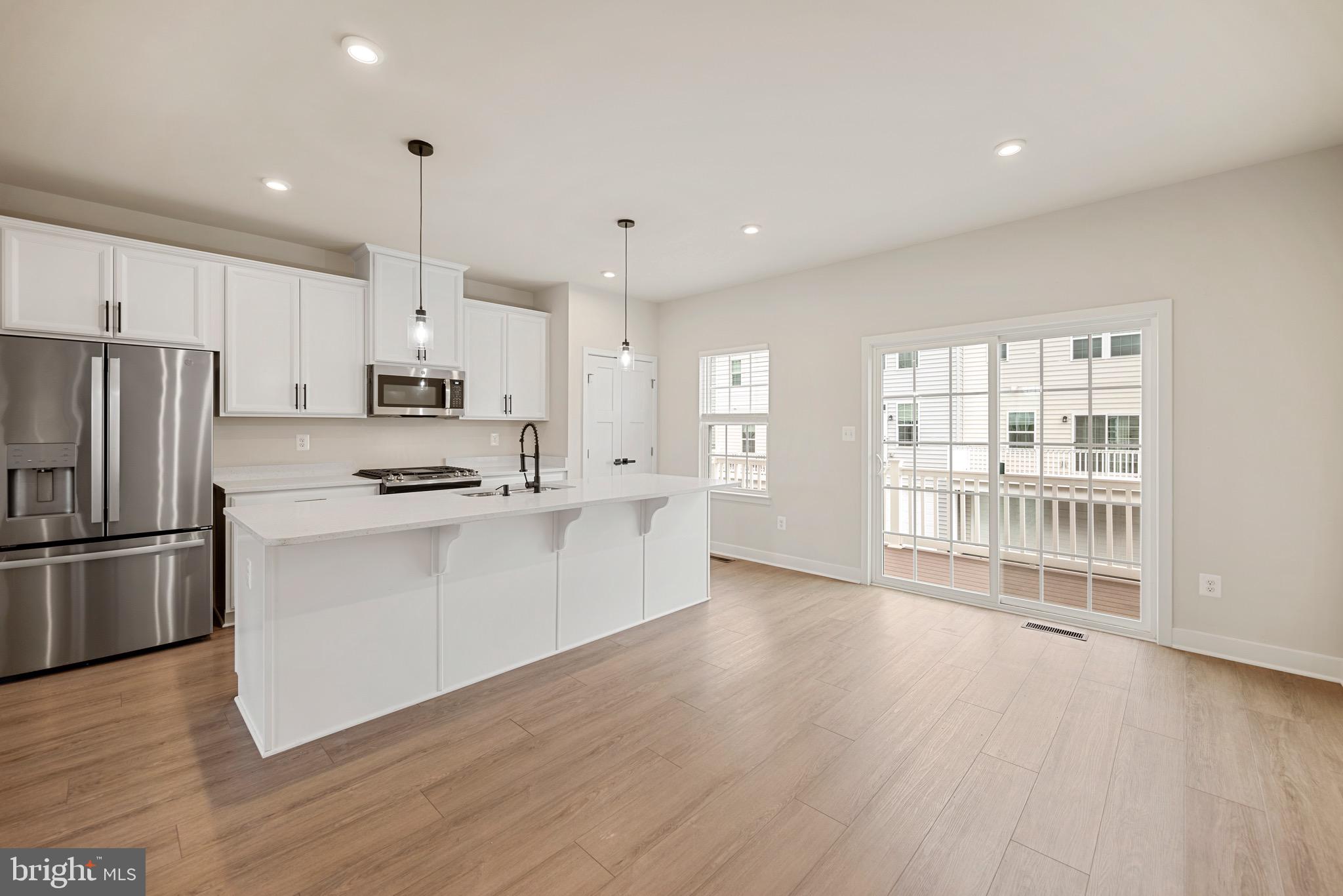 ARCOLA - Residential Lease