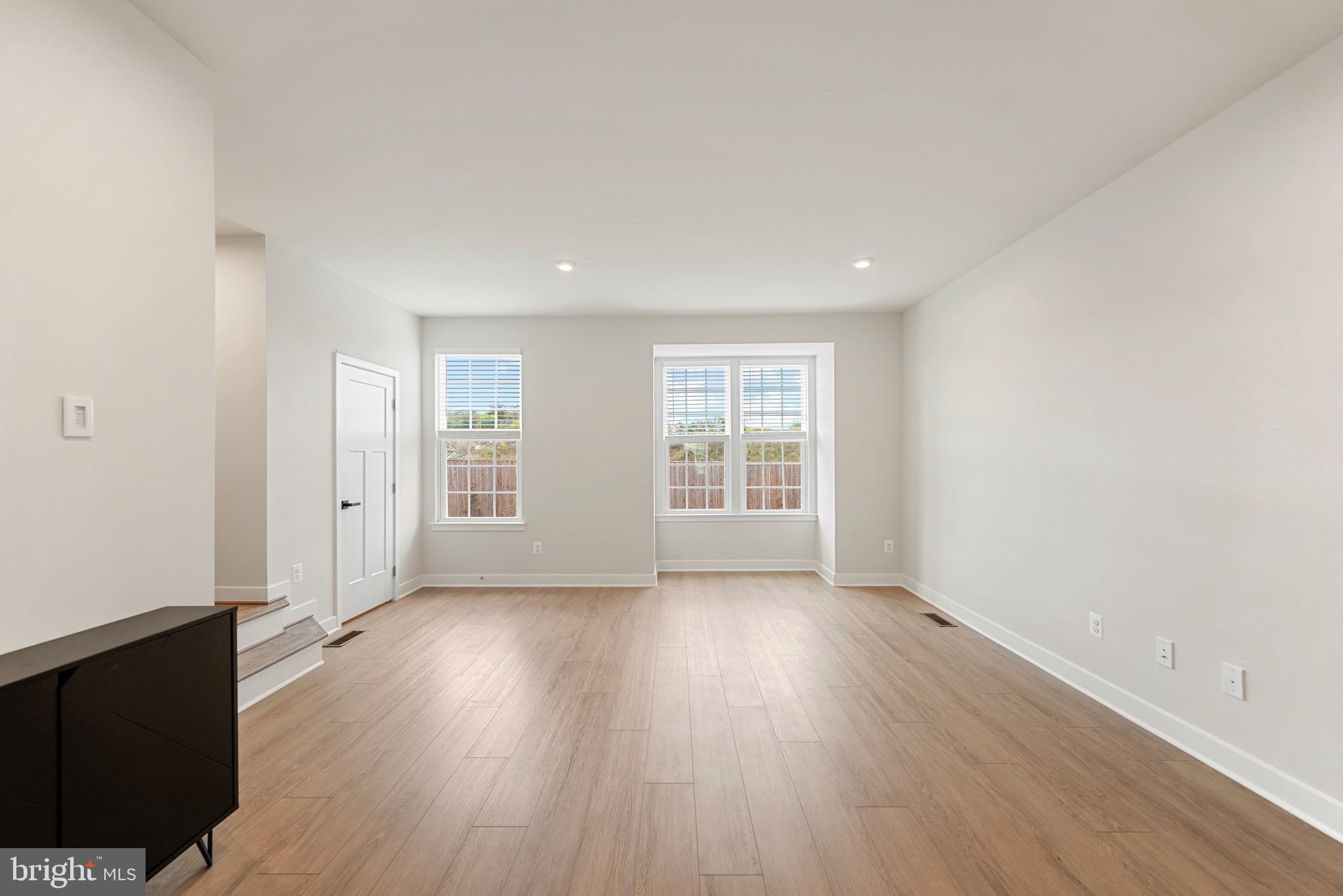 ARCOLA - Residential Lease