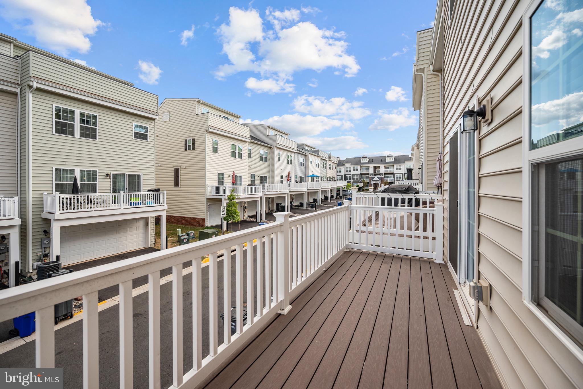 ARCOLA - Residential Lease