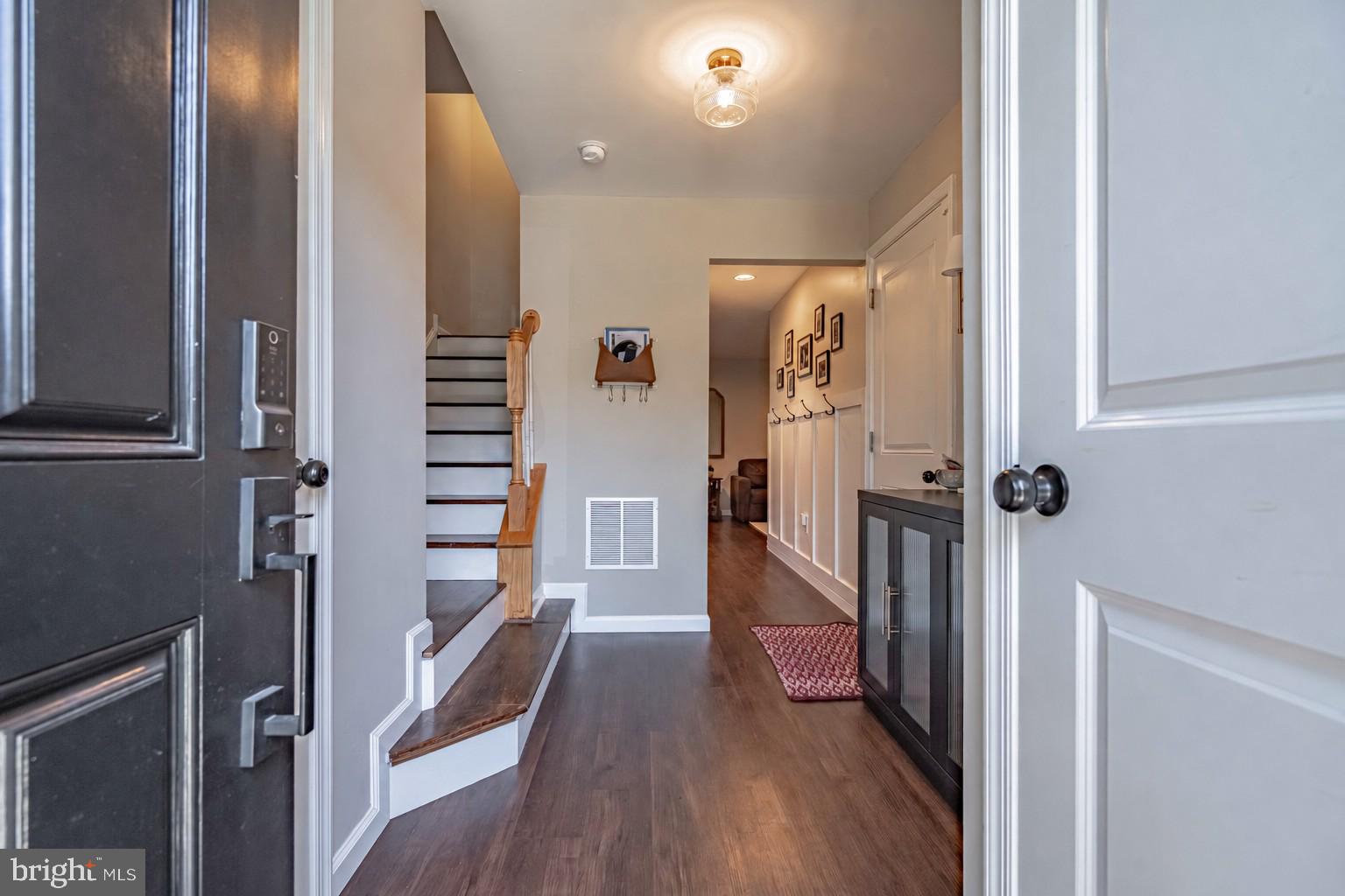 82 GREEN VIEW DRIVE