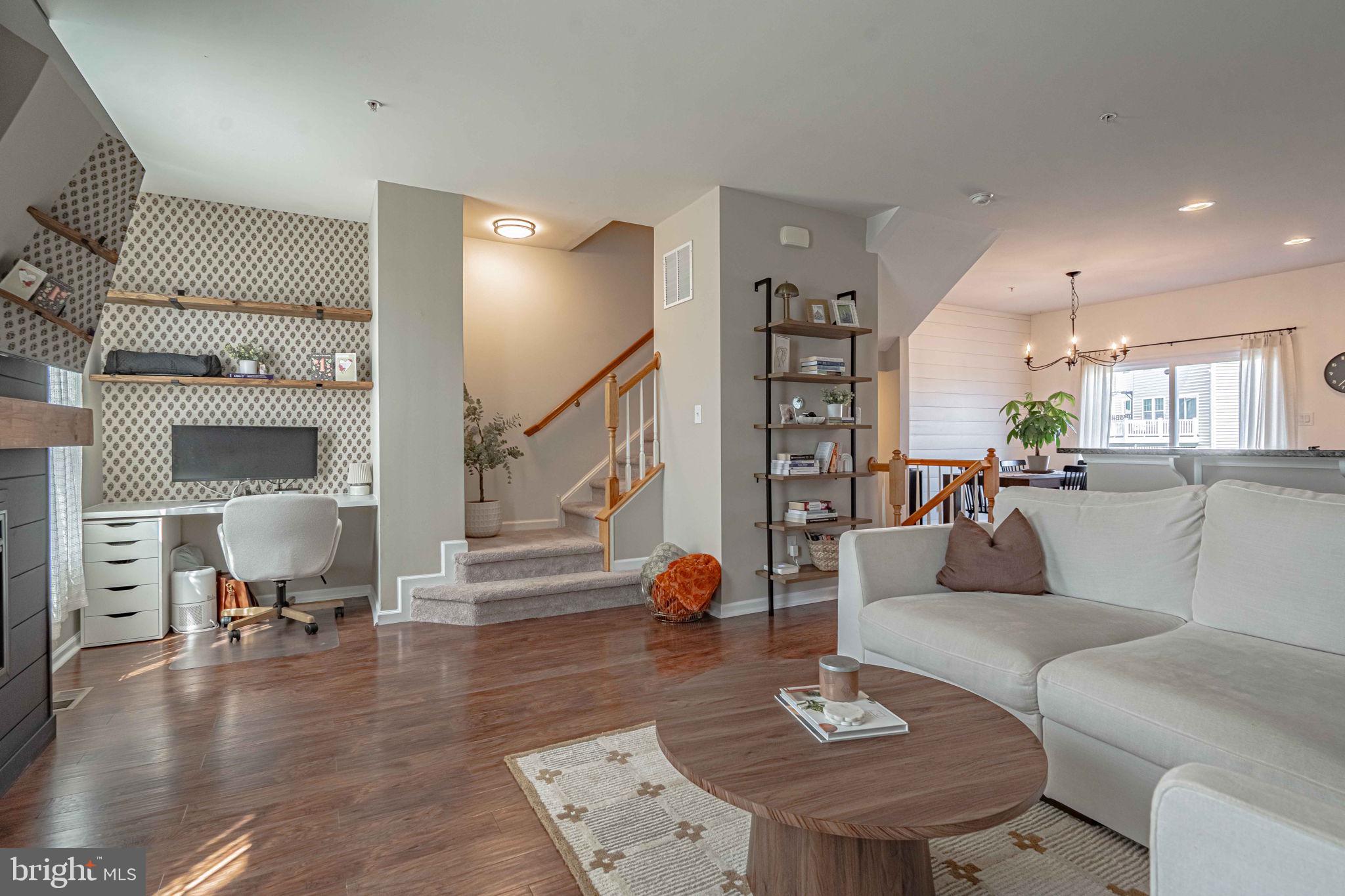 82 GREEN VIEW DRIVE