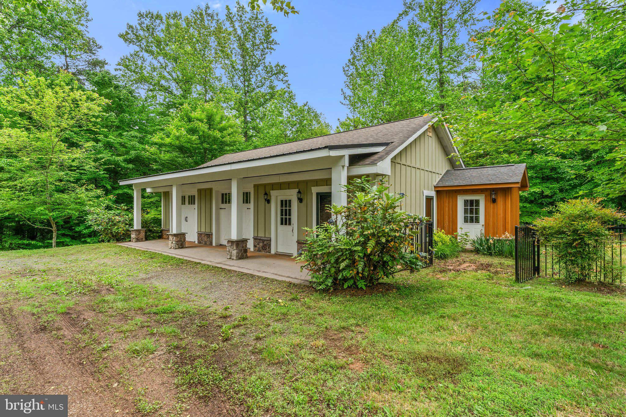 BROOKSHIRE - Residential