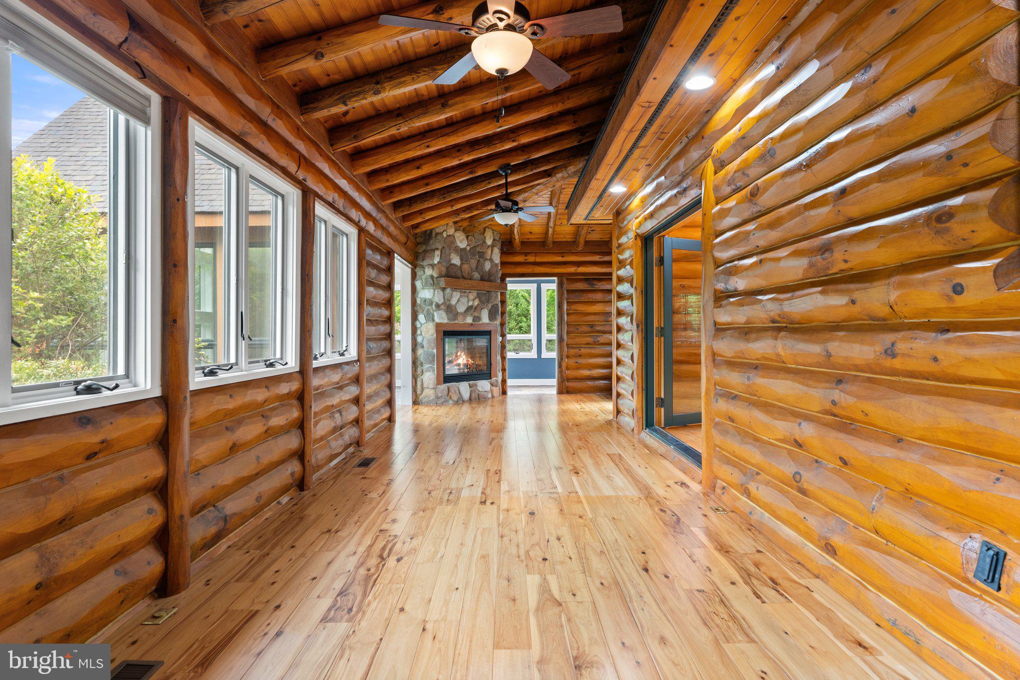 BROOKSHIRE - Residential