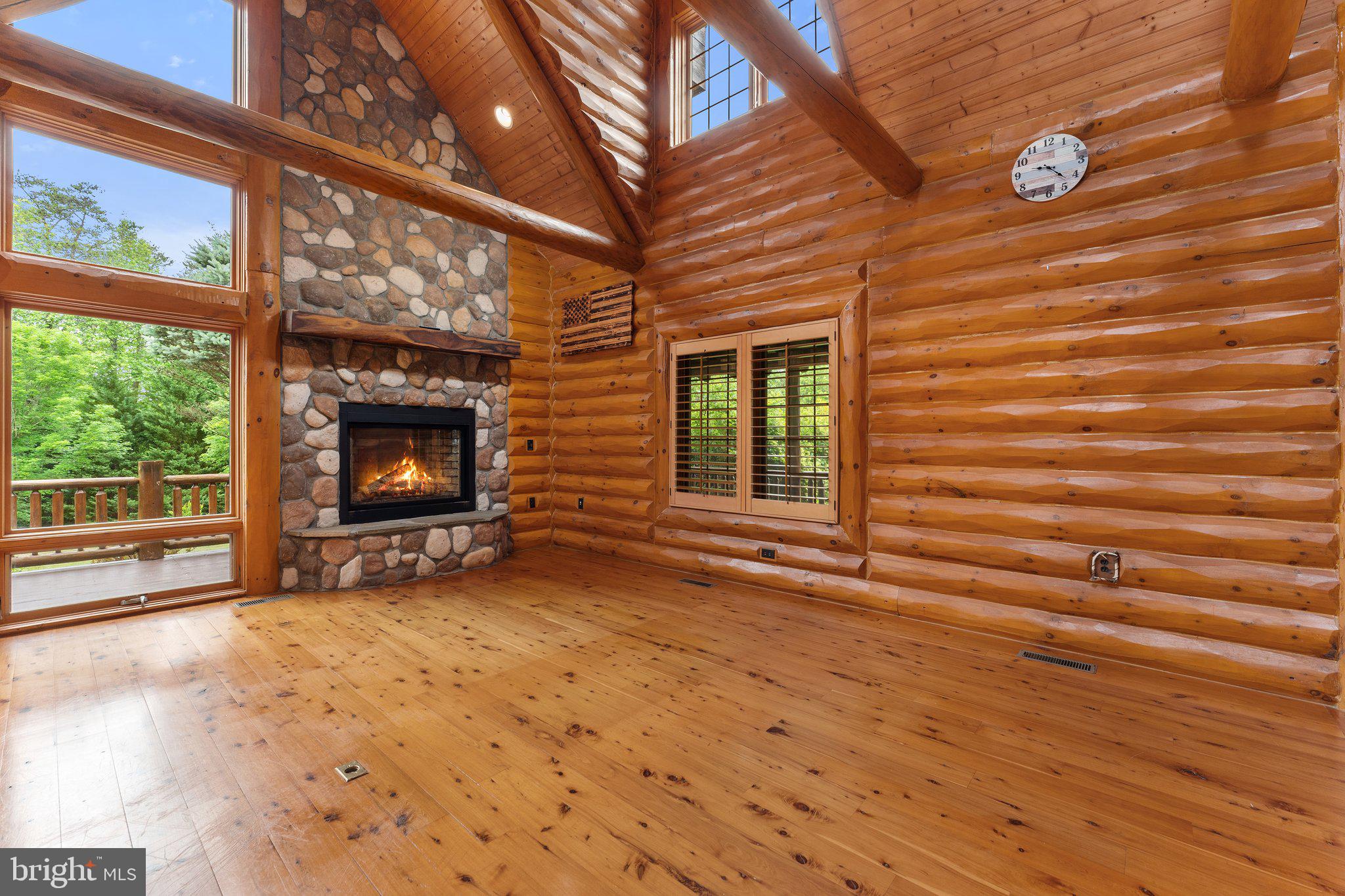 BROOKSHIRE - Residential