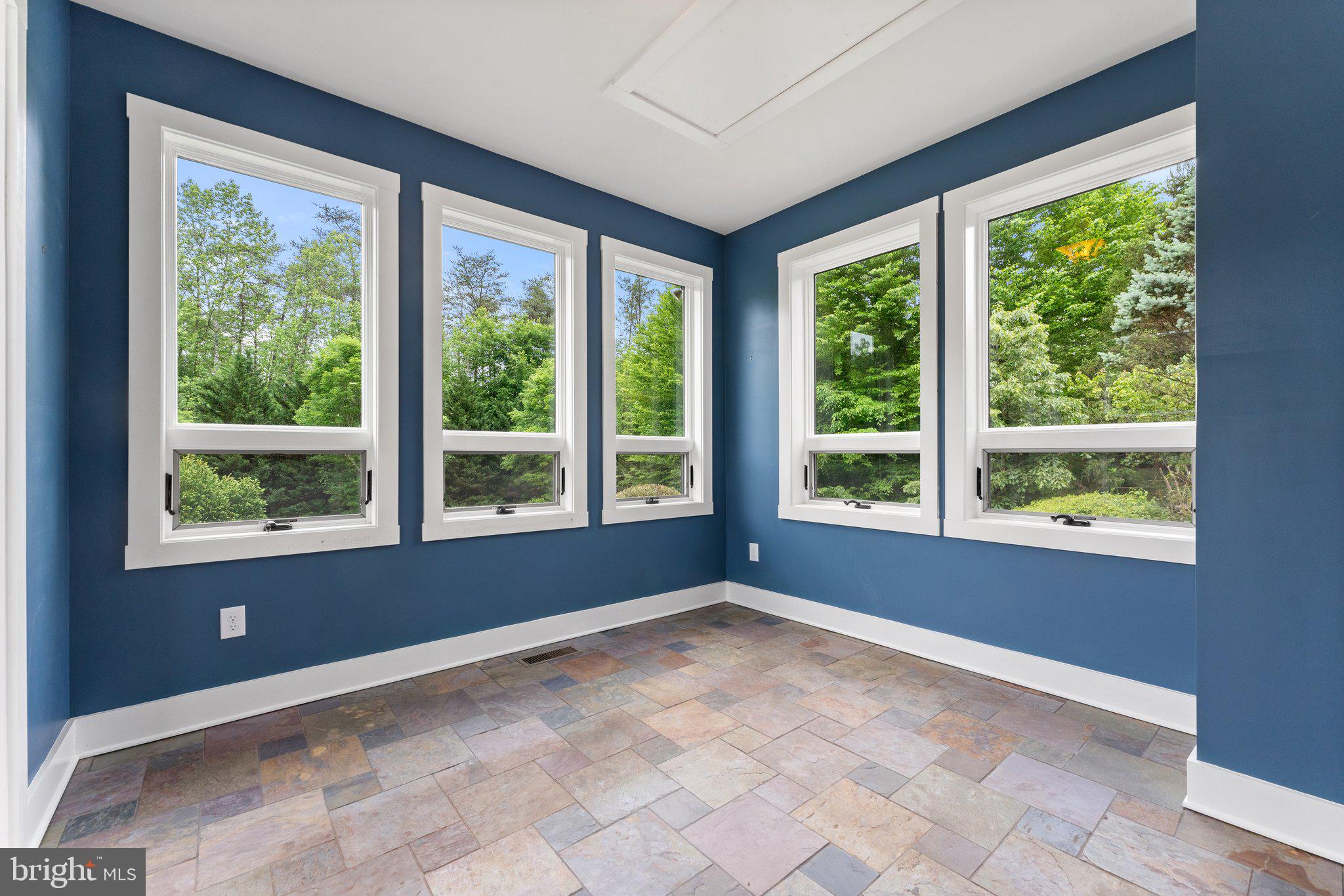 BROOKSHIRE - Residential